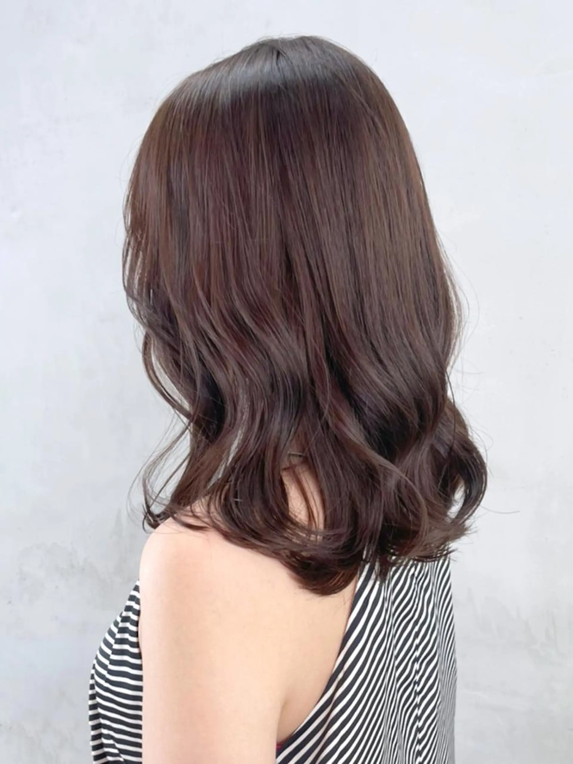 ミディアム パーマ カラー ヘアアレンジ ブラウンカラー チョコレートブラウン カット ITbyALBUM 松戸のヘアスタイル