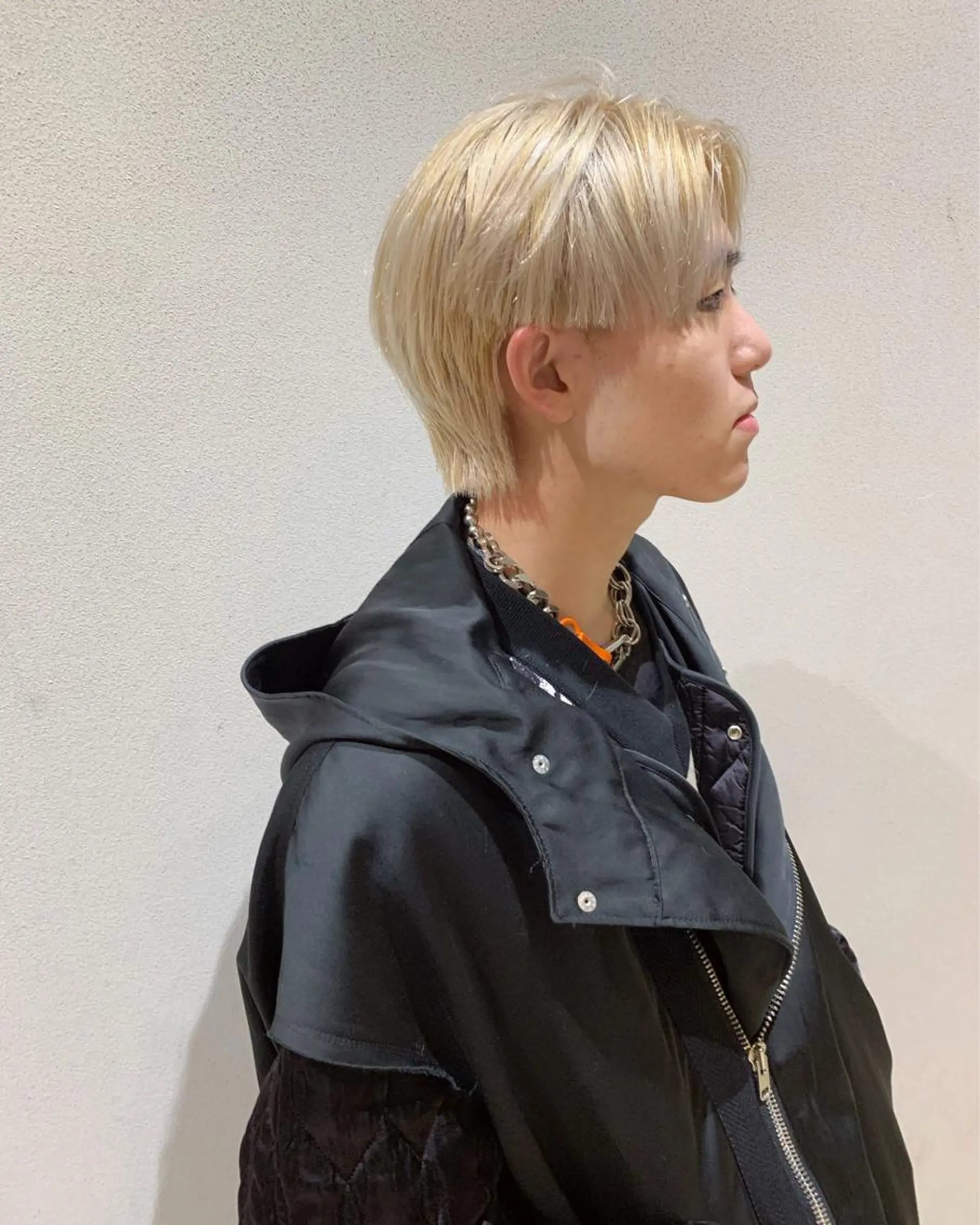 ショート カラー メンズ メンズデザインカット メンズハイトーン ハイトーンカラー デザインカット ハッシュカット カシマハヤトのヘアスタイル