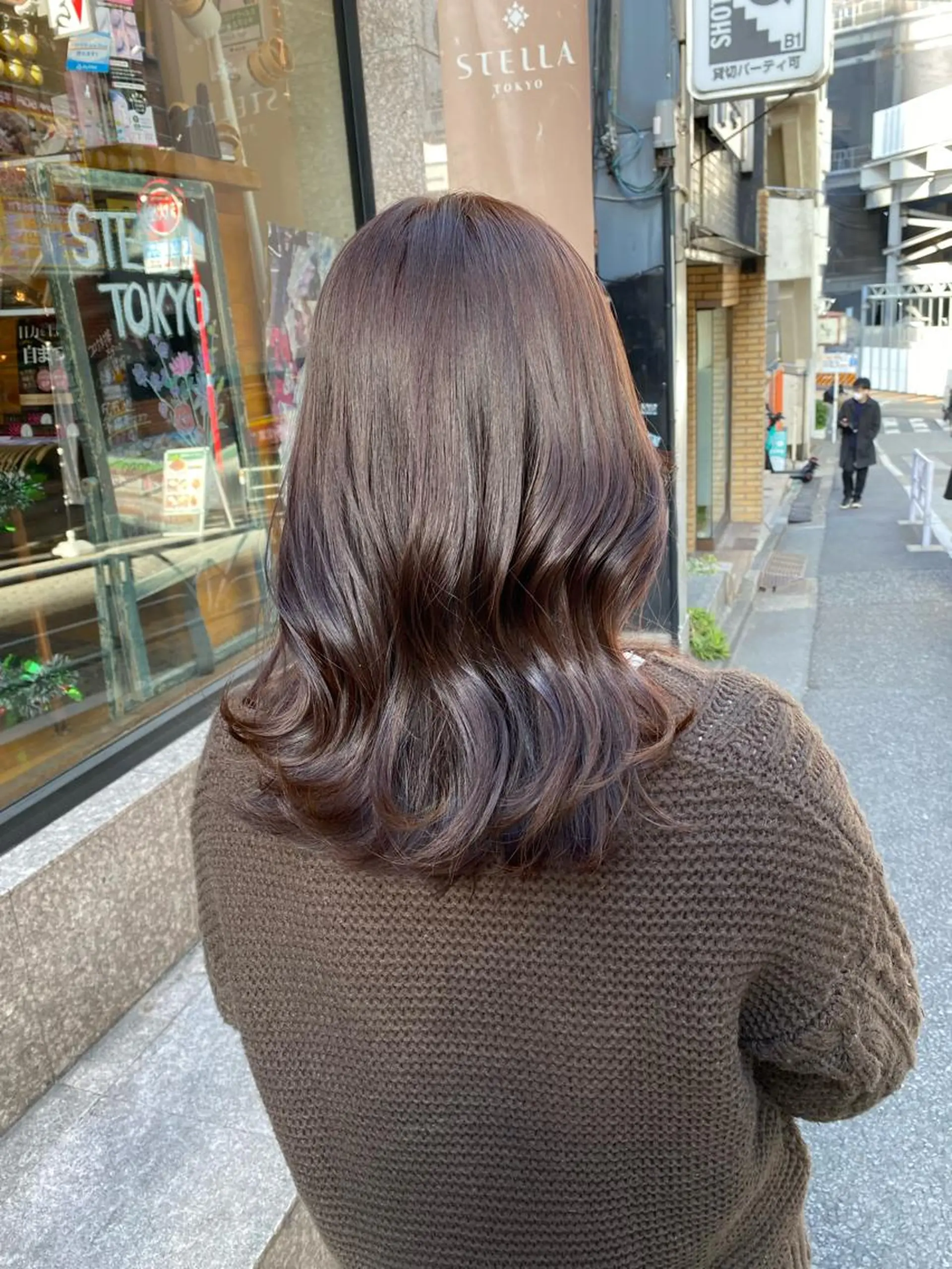 ミディアム カラー グレージュ ラベンダーカラー 韓国風ヘア カット ヘアカラー トリートメント ボブ/縮毛矯正/ レイヤー/塚田のヘアスタイル