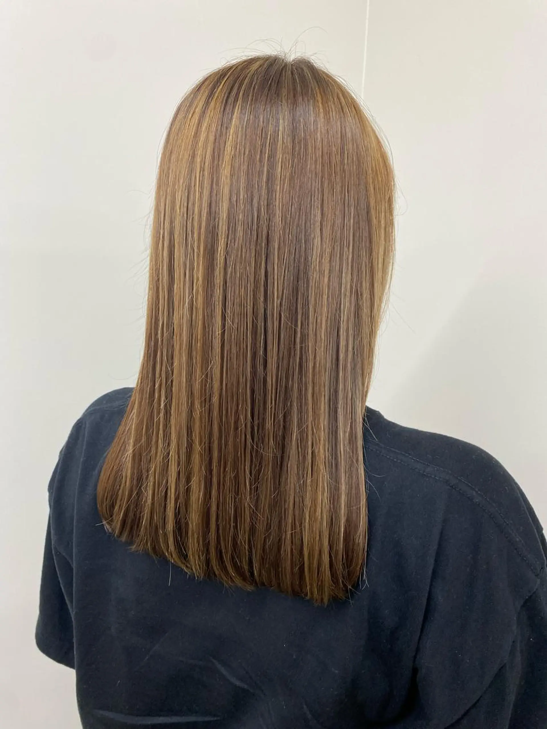 セミロング カラー 🕶️佐藤 海李🐏のヘアスタイル