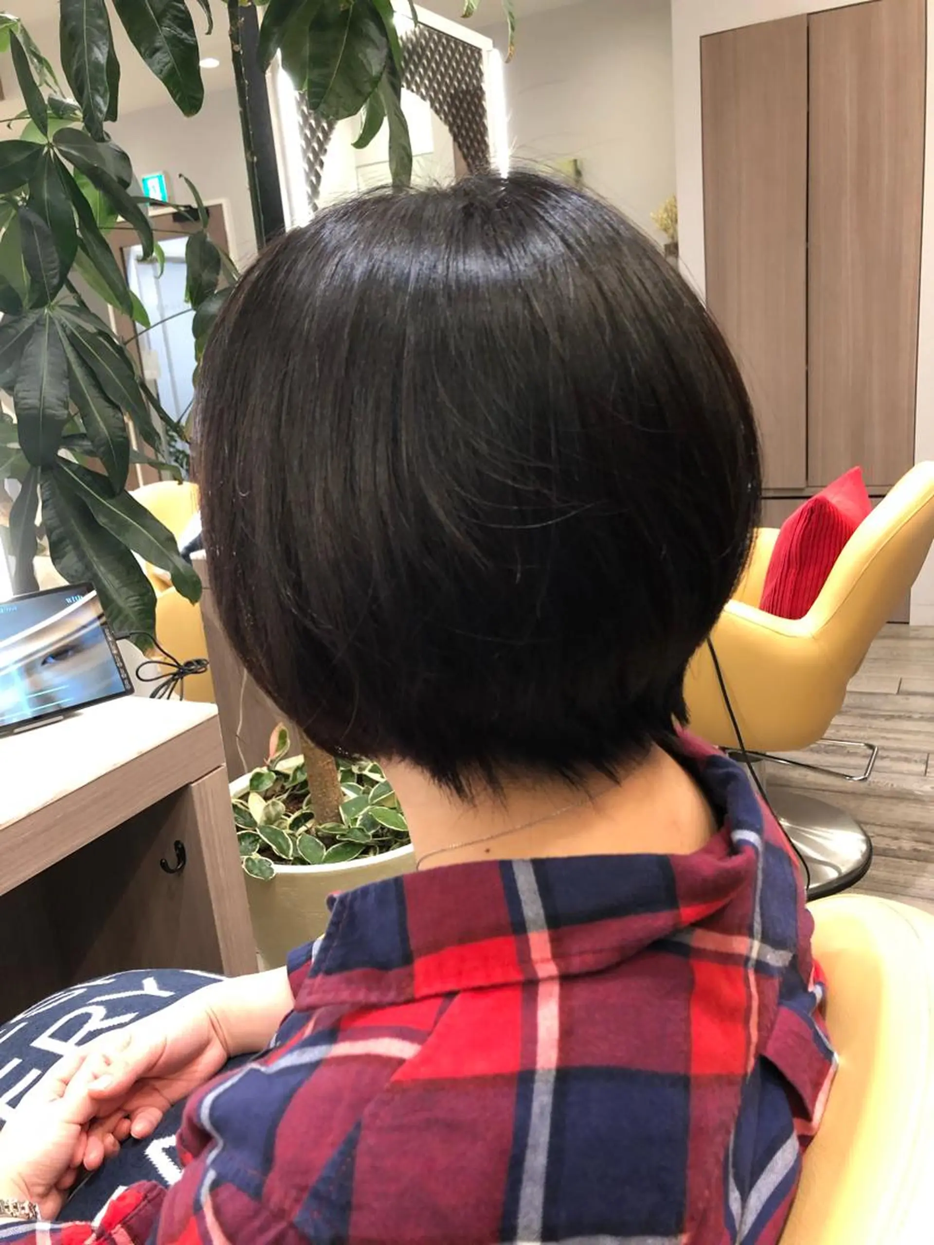 ショート ショートボブ ボブ くびれヘア ショートヘア カット トリートメント Soleria所属・艶髪/酸性ストレート 根本零のヘアスタイル