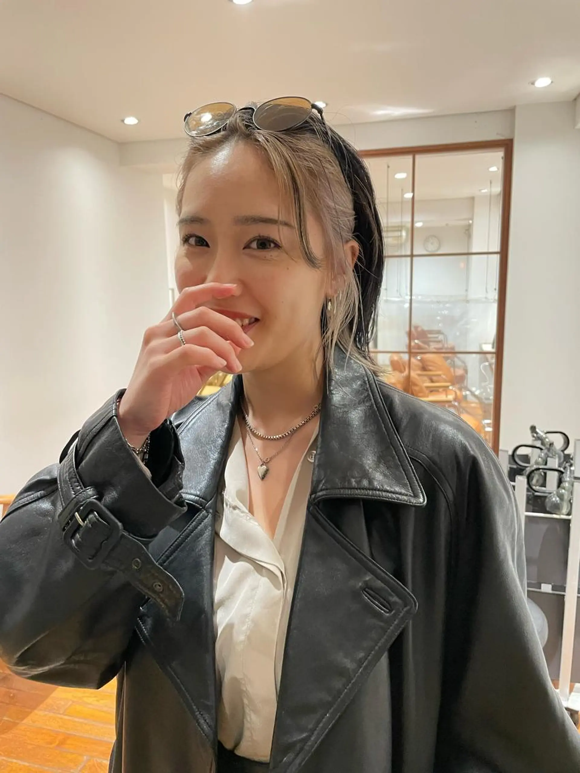 ミディアム カラー ヘアアレンジ 小顔レイヤー×コンパ クトボブ/林隆平のヘアスタイル