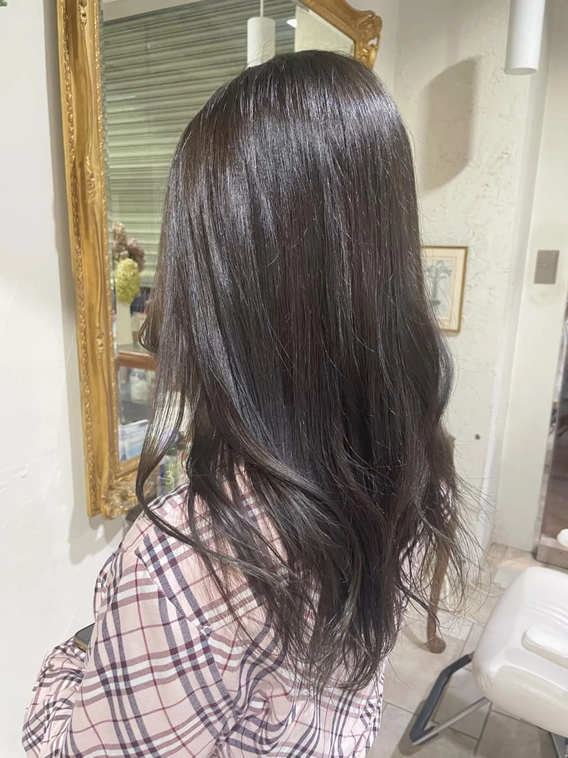 ロング カラー Of　HAIR所属・外山 なつ美のヘアスタイル