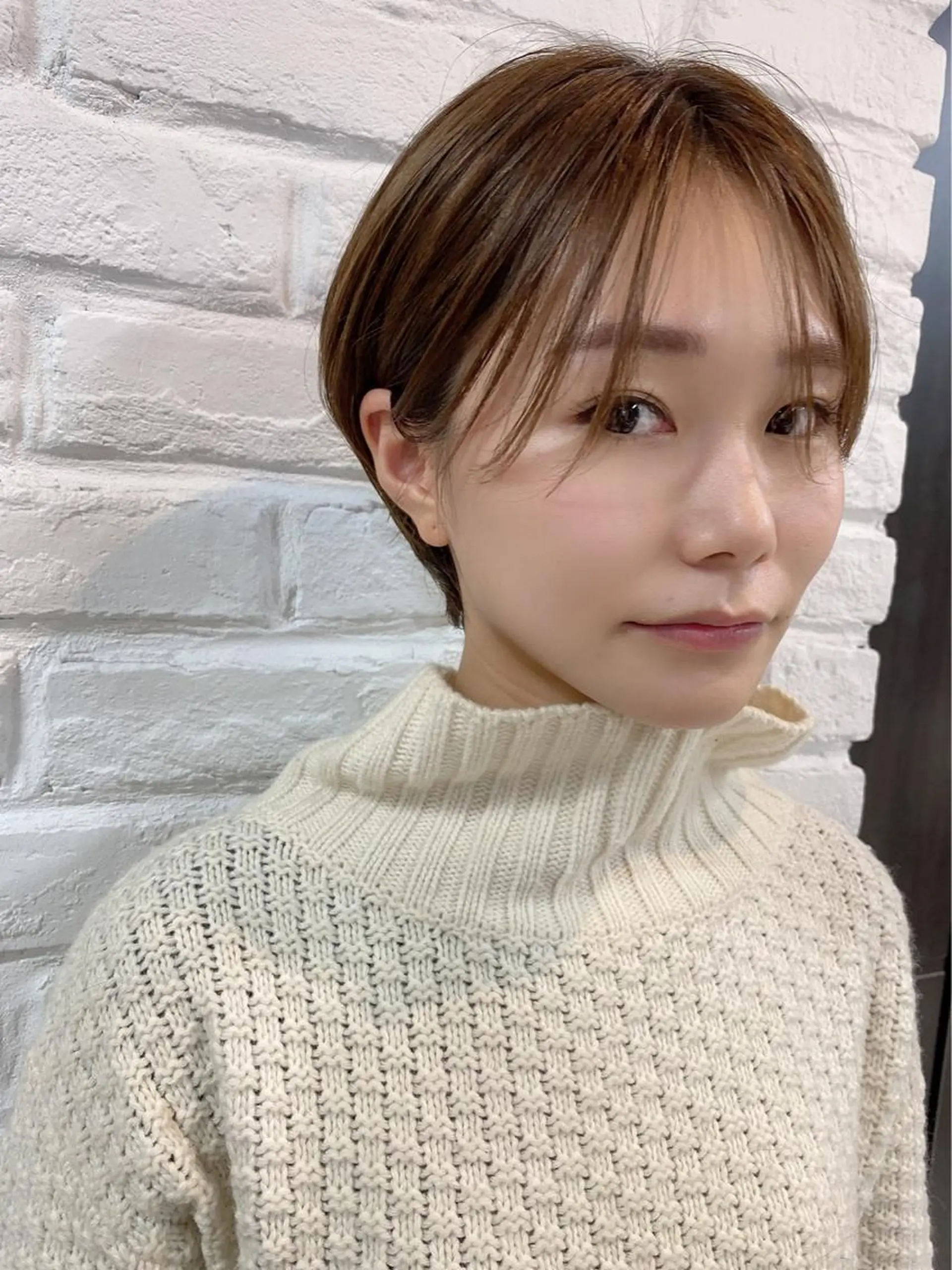 ショート カラー 黒木 栞のヘアスタイル