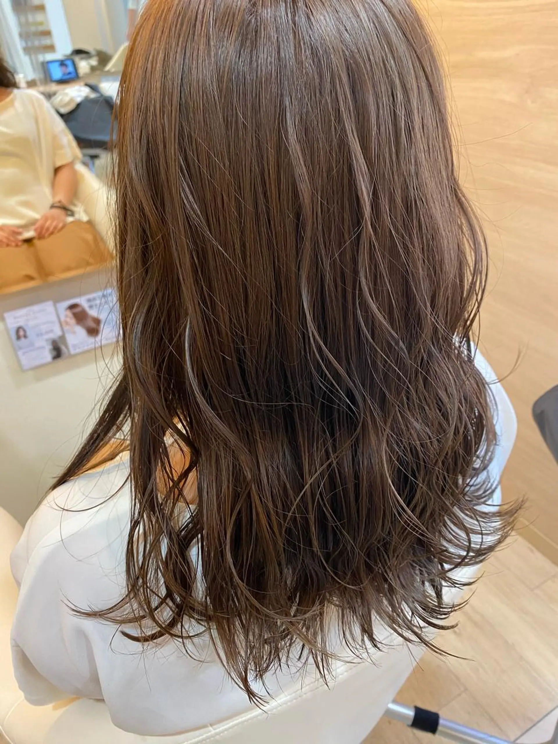 ミディアム カラー ベージュカラー グレージュ 塩谷黎✨ブリーチ無W カラーメンズパーマ✨のヘアスタイル