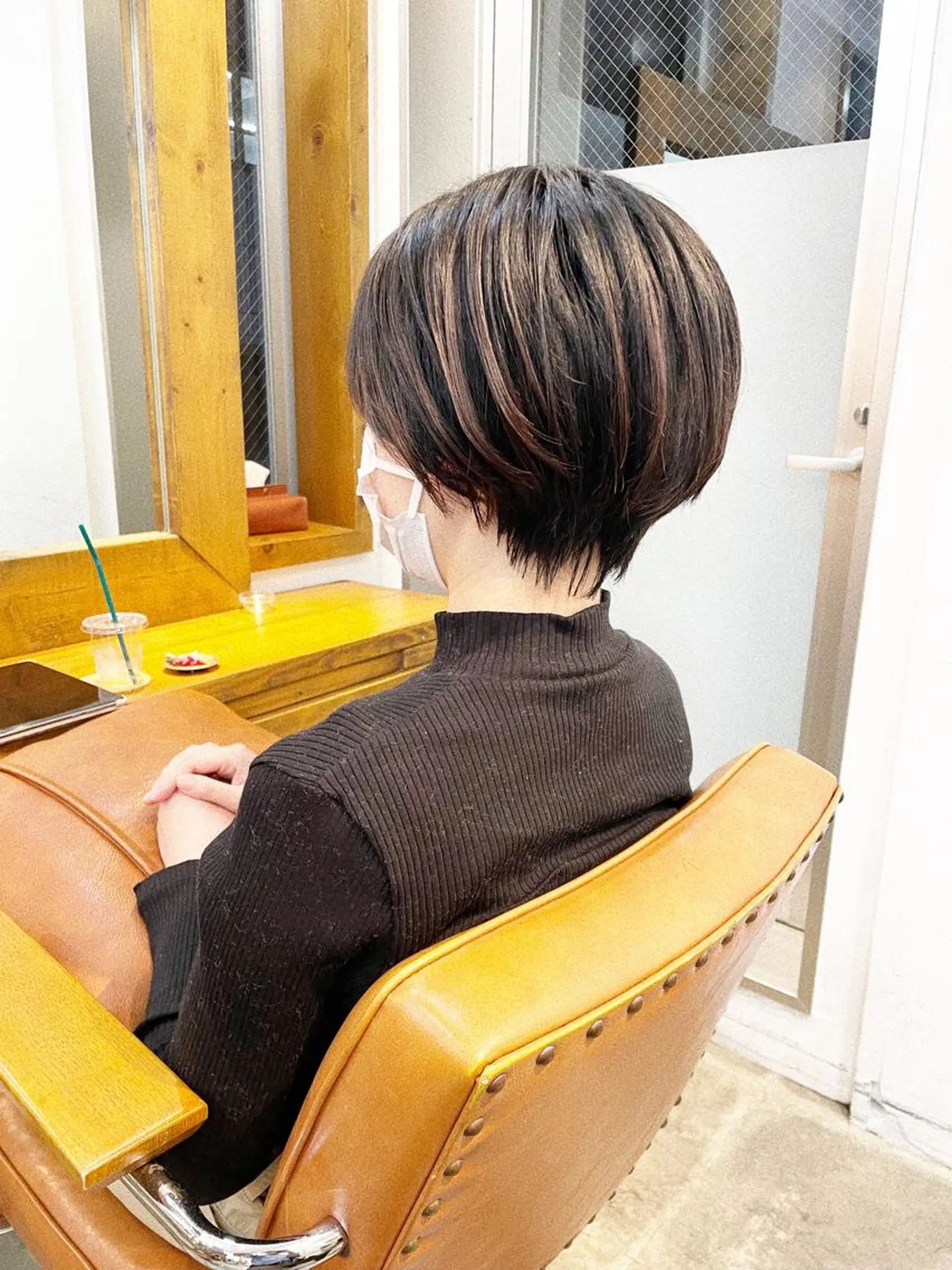 ショート ショートボブ ハンサムショート ボブ くせ毛 ショートヘア カット newline銀座所属・銀座ショート/ 大人ショート/金子涼のヘアスタイル