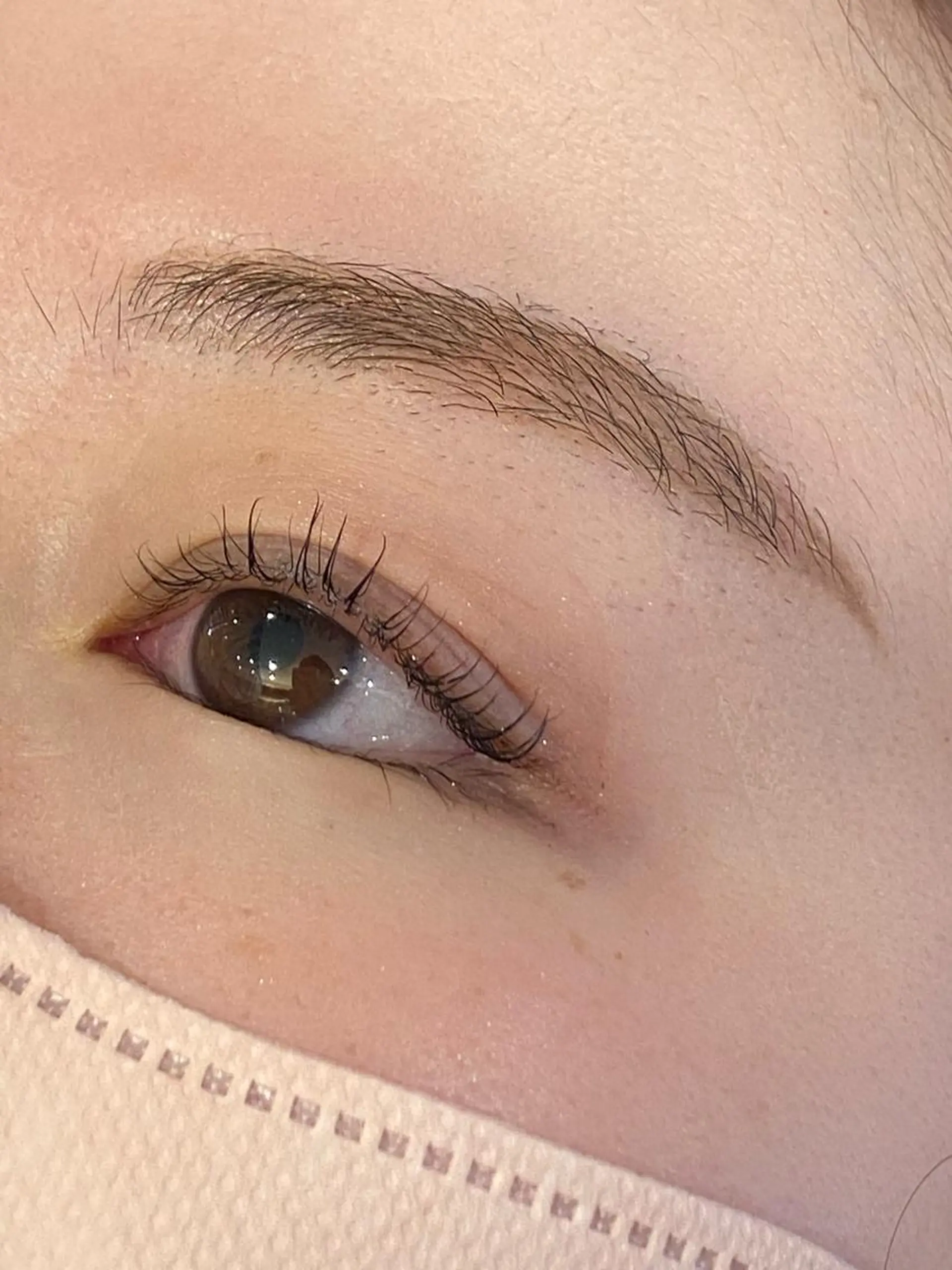 マツエク・マツパ まつげパーマ 會田 あかりの眉毛・アイブロウイメージ