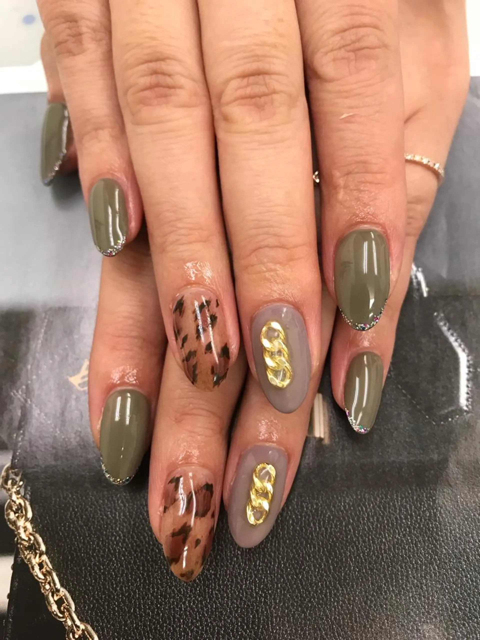 ネイル ラメ(グリッター) ハンドネイル nail salon Neige所属・nail salon Neigeのネイルデザイン