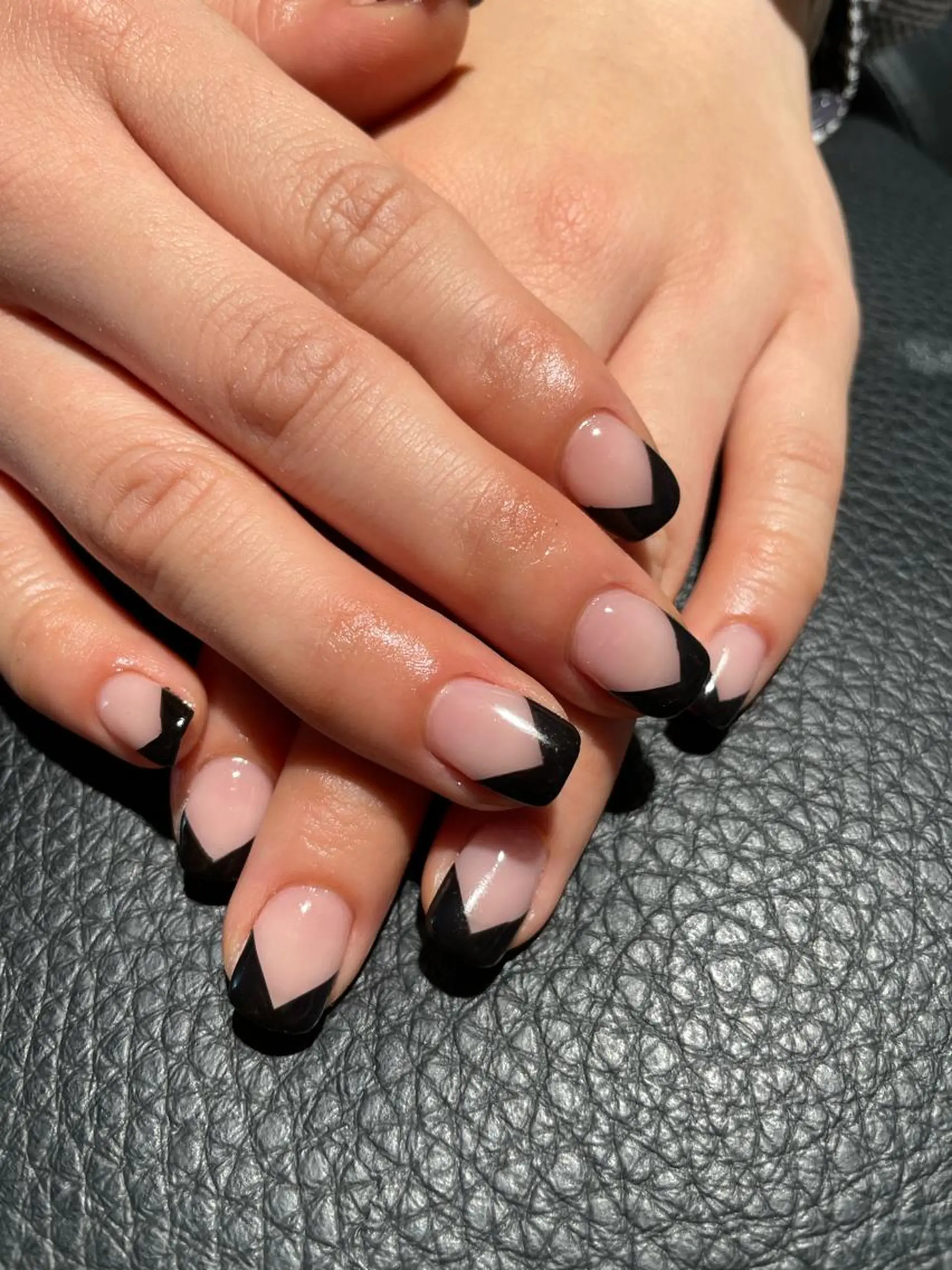 ネイル フレンチネイル ハンドネイル フットネイル HAIR MAKE Aila所属・Aila.nail _F_AYUMIのネイルデザイン