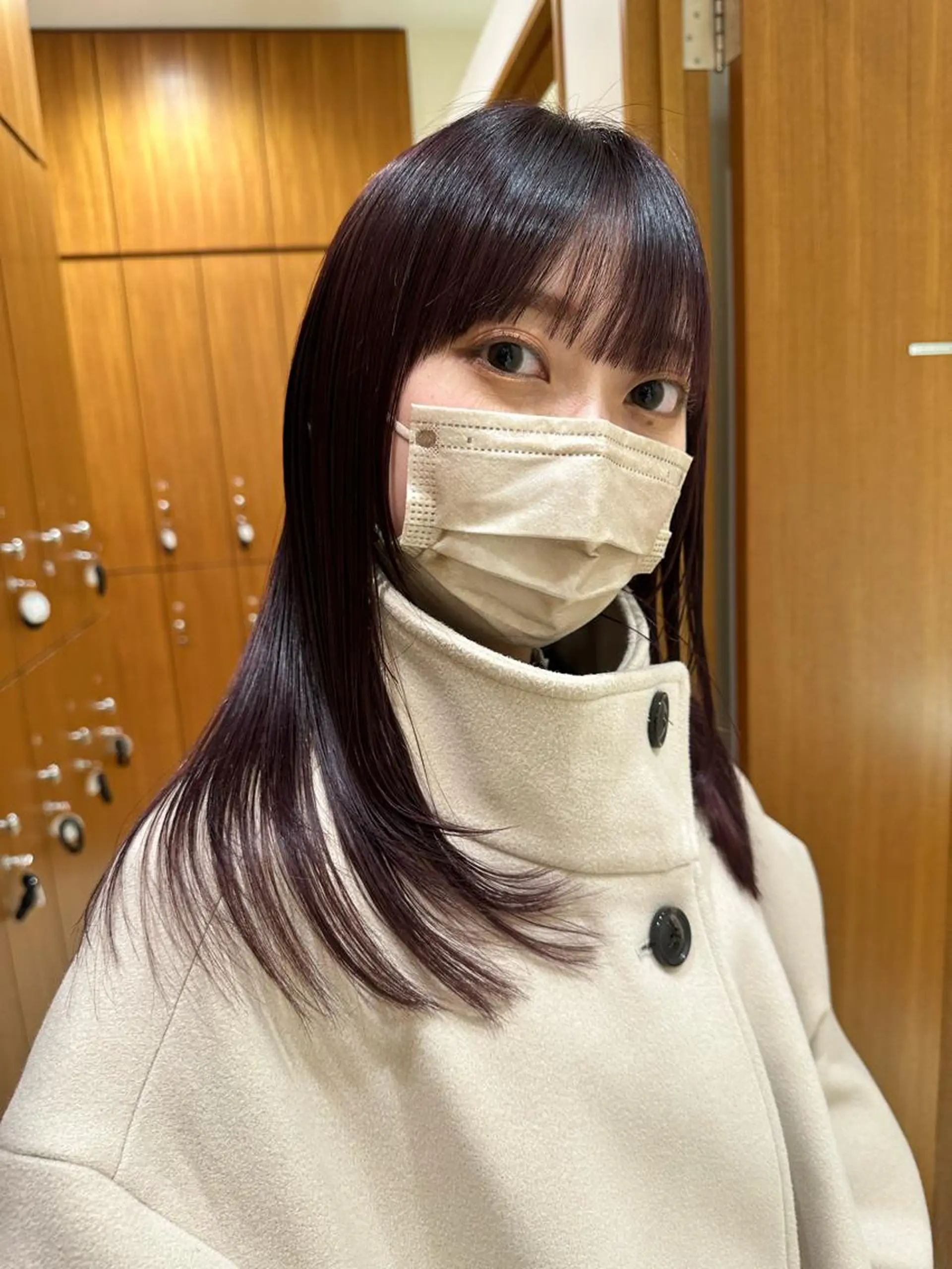 セミロング カラー パープルカラー fiica （フィーカ）所属・金子侑史 /縮毛矯正の人のヘアスタイル