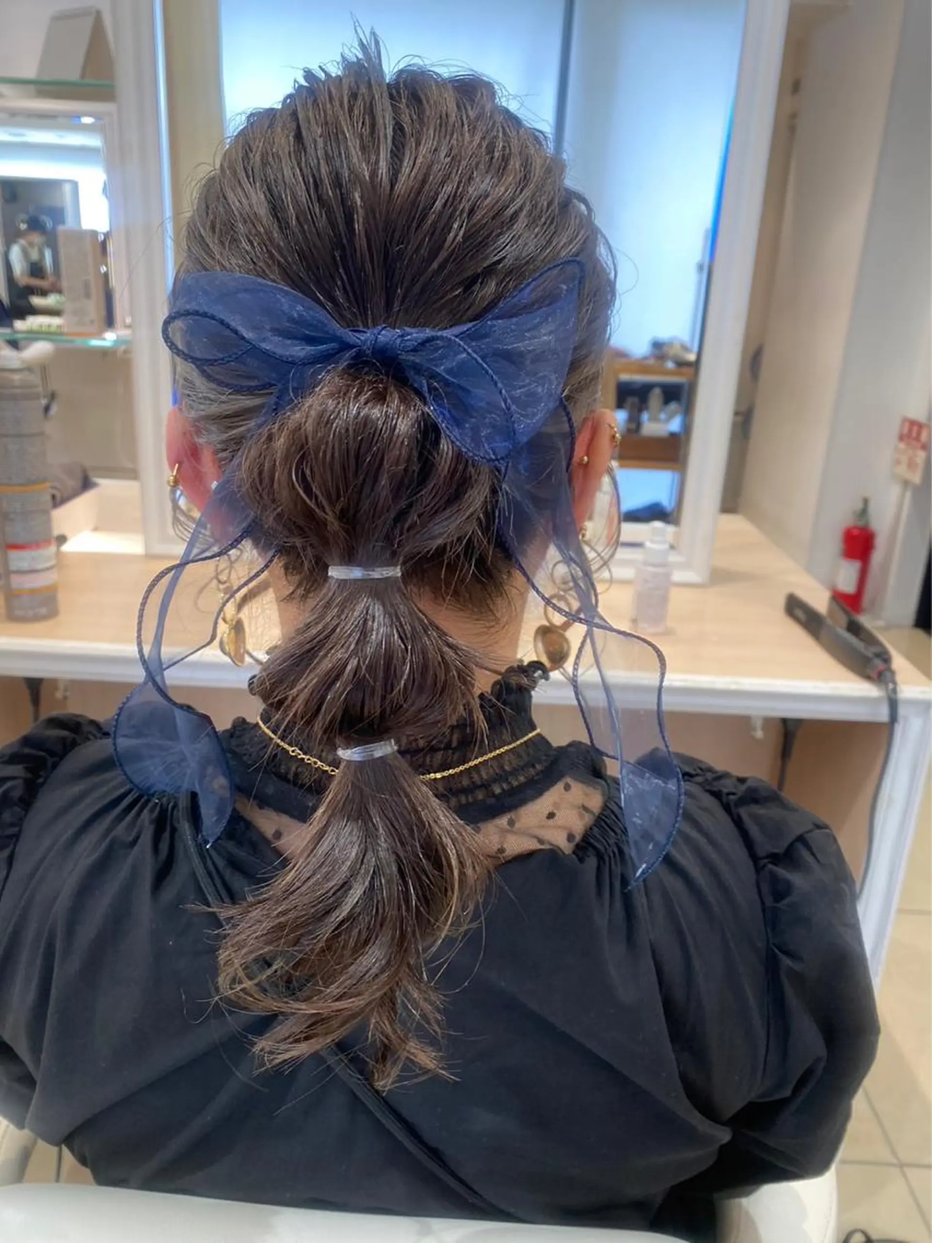 ミディアム 🩵波巻き／ツイスパ HARU💎のヘアスタイル