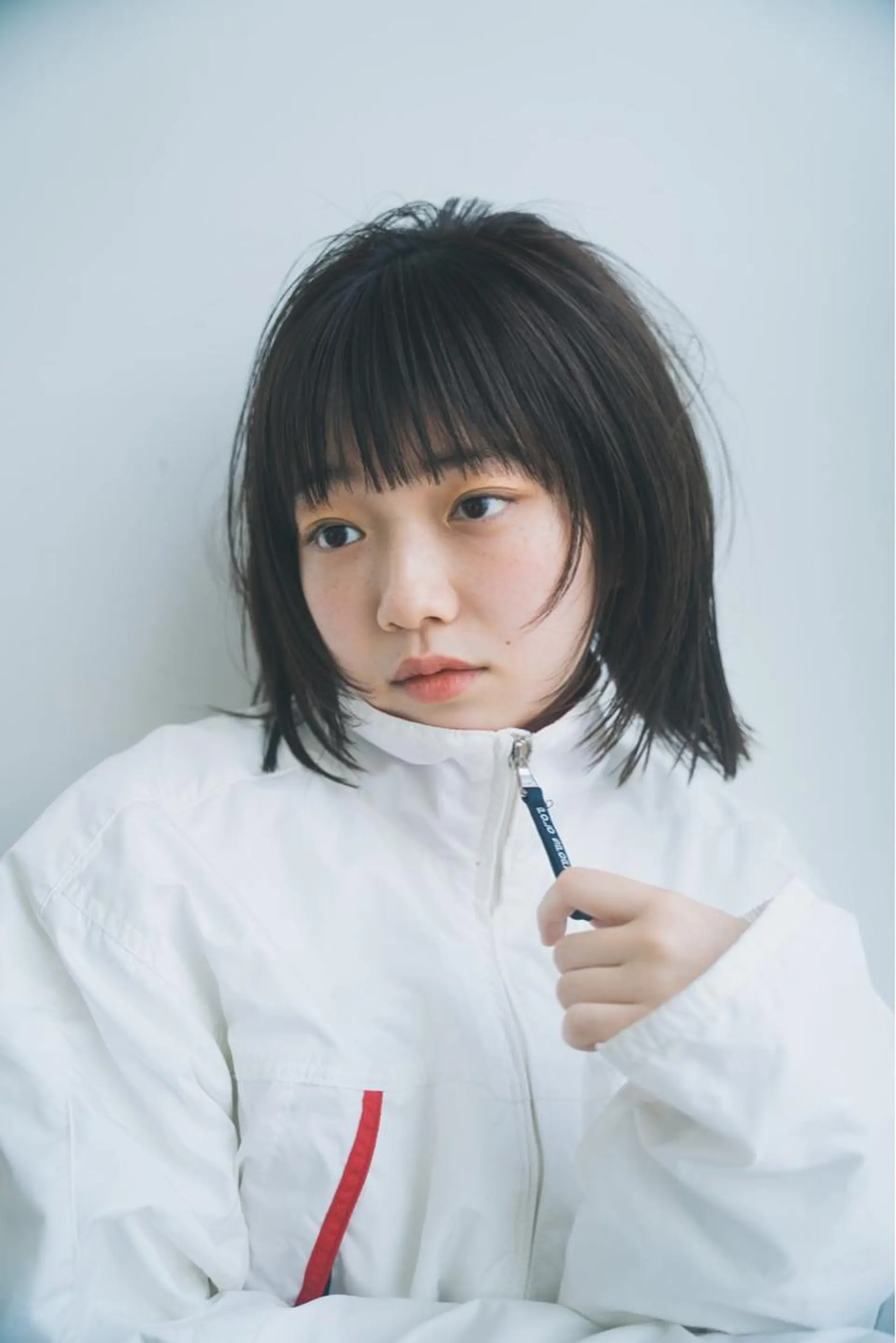 ミディアム ボブ 顔まわりレイヤー 顔周りカット レイヤーカット ササキ ヨシヒトのヘアスタイル