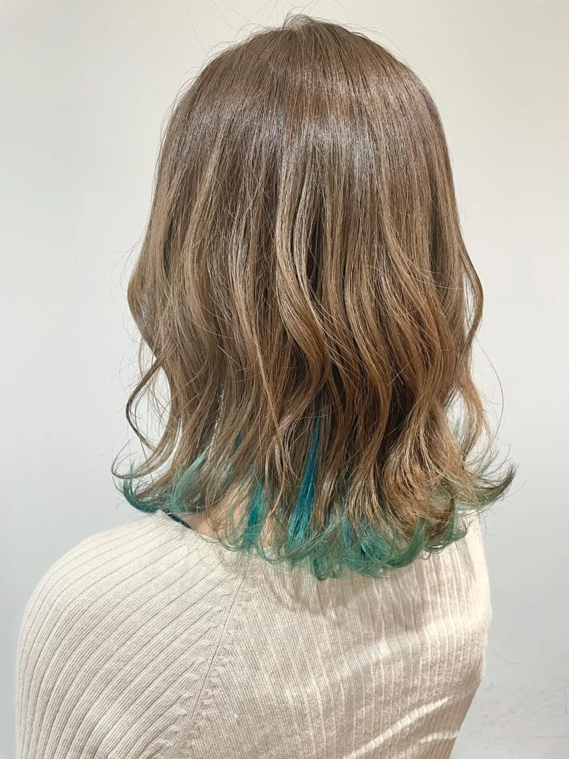 ミディアム カラー 🌈🌸あおき みちる🌟💗のヘアスタイル