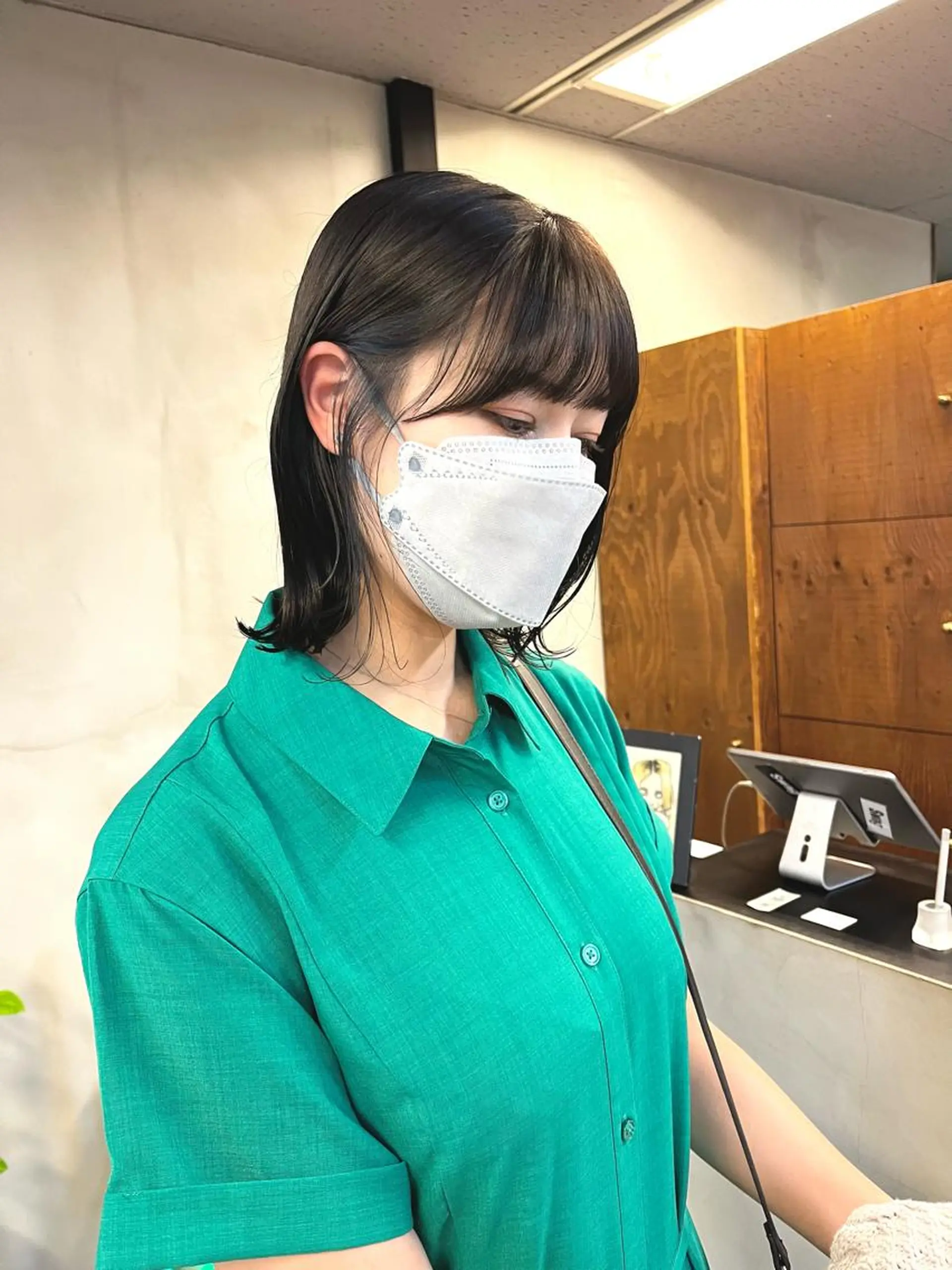 ミディアム カラー ブリーチ esu西梅田所属・ena/ブリーチなし 透明感・レイヤー🎀のヘアスタイル