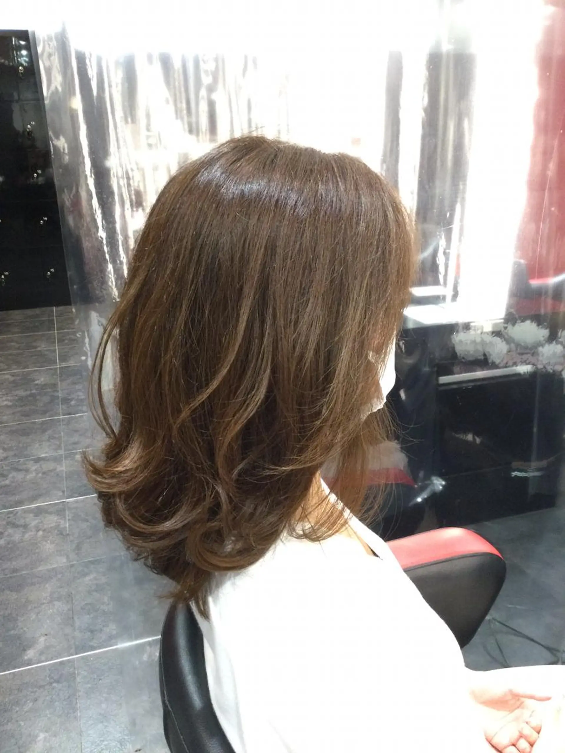 ミディアム カラー パーマ Annon プライベートサロンのヘアスタイル