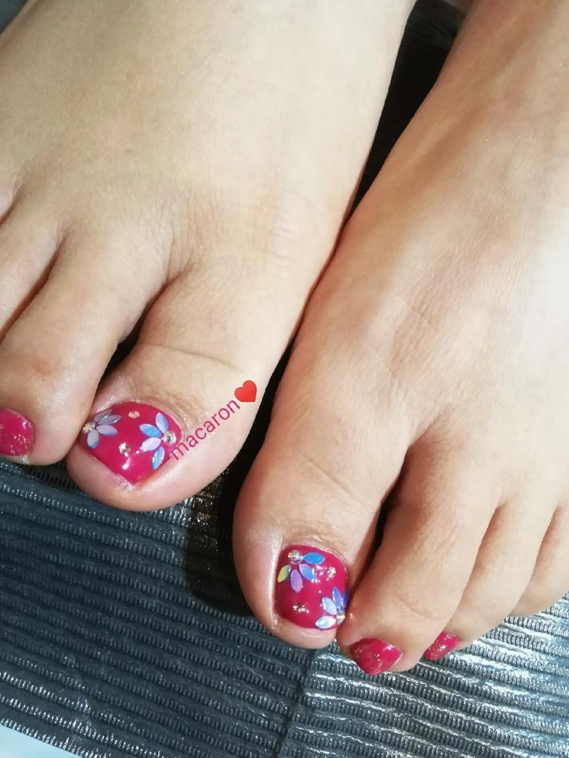 ネイル フットネイル macaron♥所属・nail salon macaron のネイルデザイン