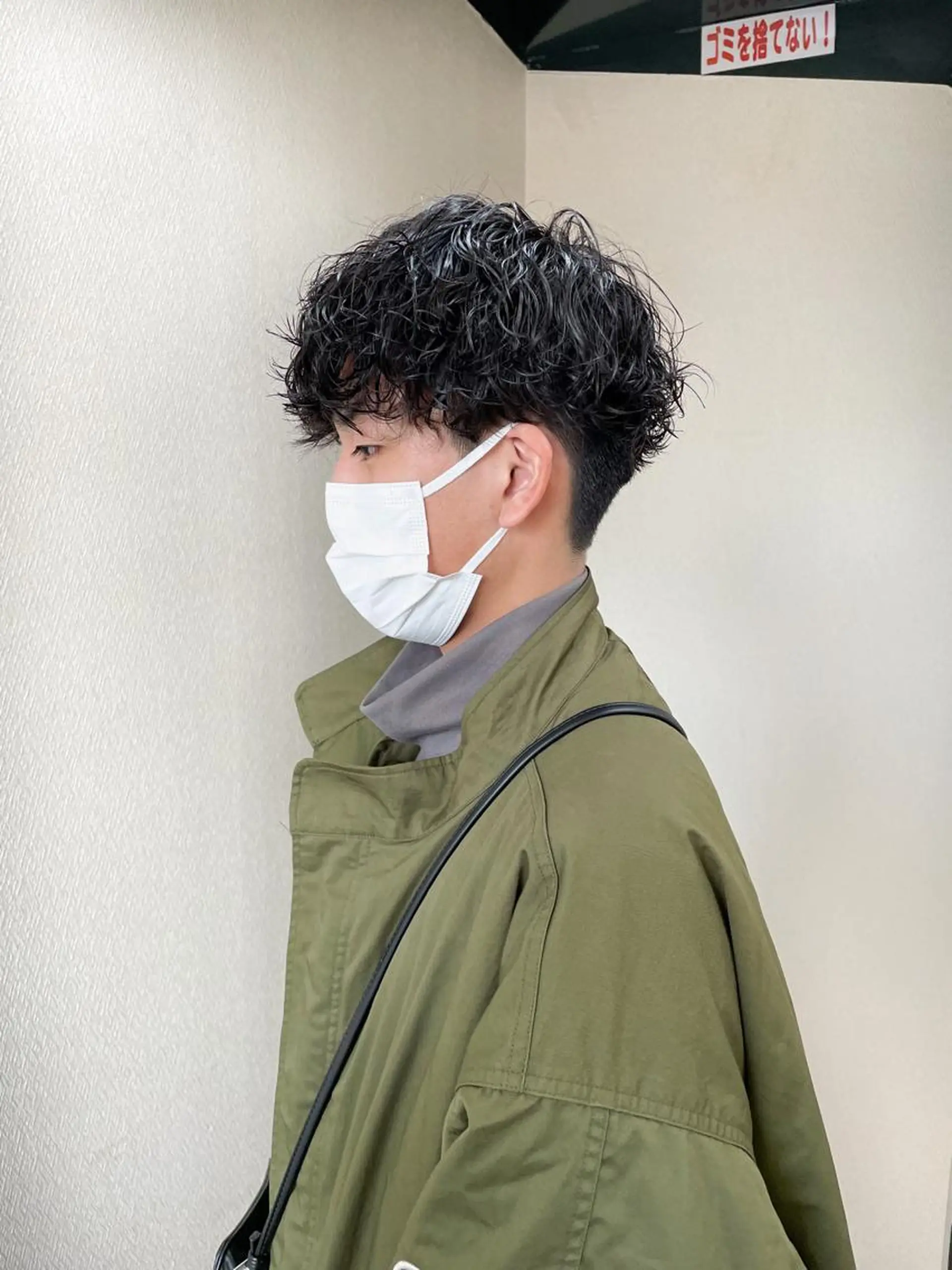 カラー パーマ メンズ メンズハイライト メンズパーマ 波巻きパーマ ハイライトカラー メンズ特化/ 山口大輝のヘアスタイル