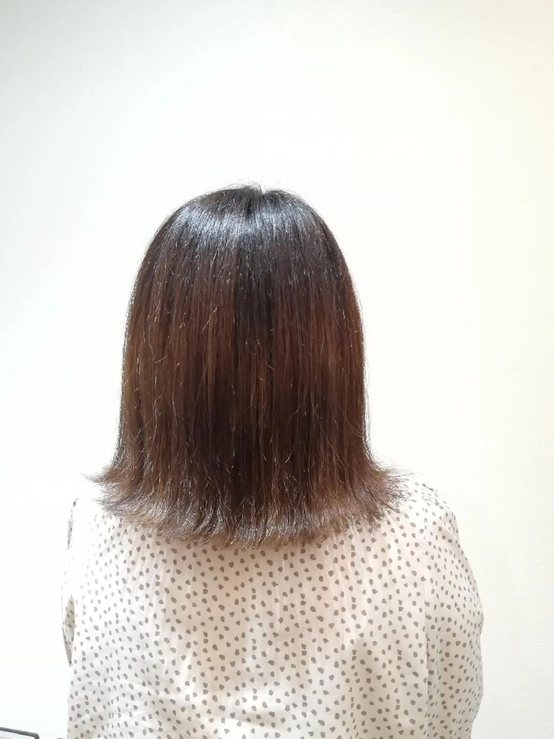 ミディアム 外ハネヘア hair make powder 薮本のヘアスタイル