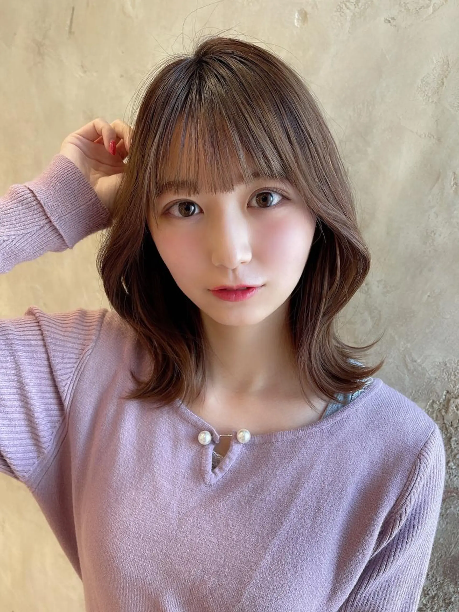 ミディアム カラー パーマ ヘアアレンジ くびれヘア 日本一の小顔カット/ ボブ/顔周り/韓国のヘアスタイル