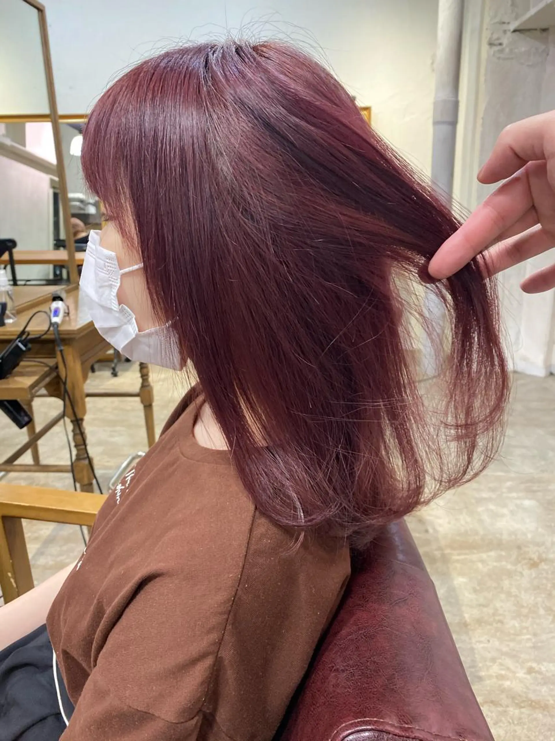 ミディアム カラー ベージュカラー ブリーチ ピンクカラー ピンクベージュ ヘアカラー ミニモお気に入り数 No.1宍戸雄弥のヘアスタイル