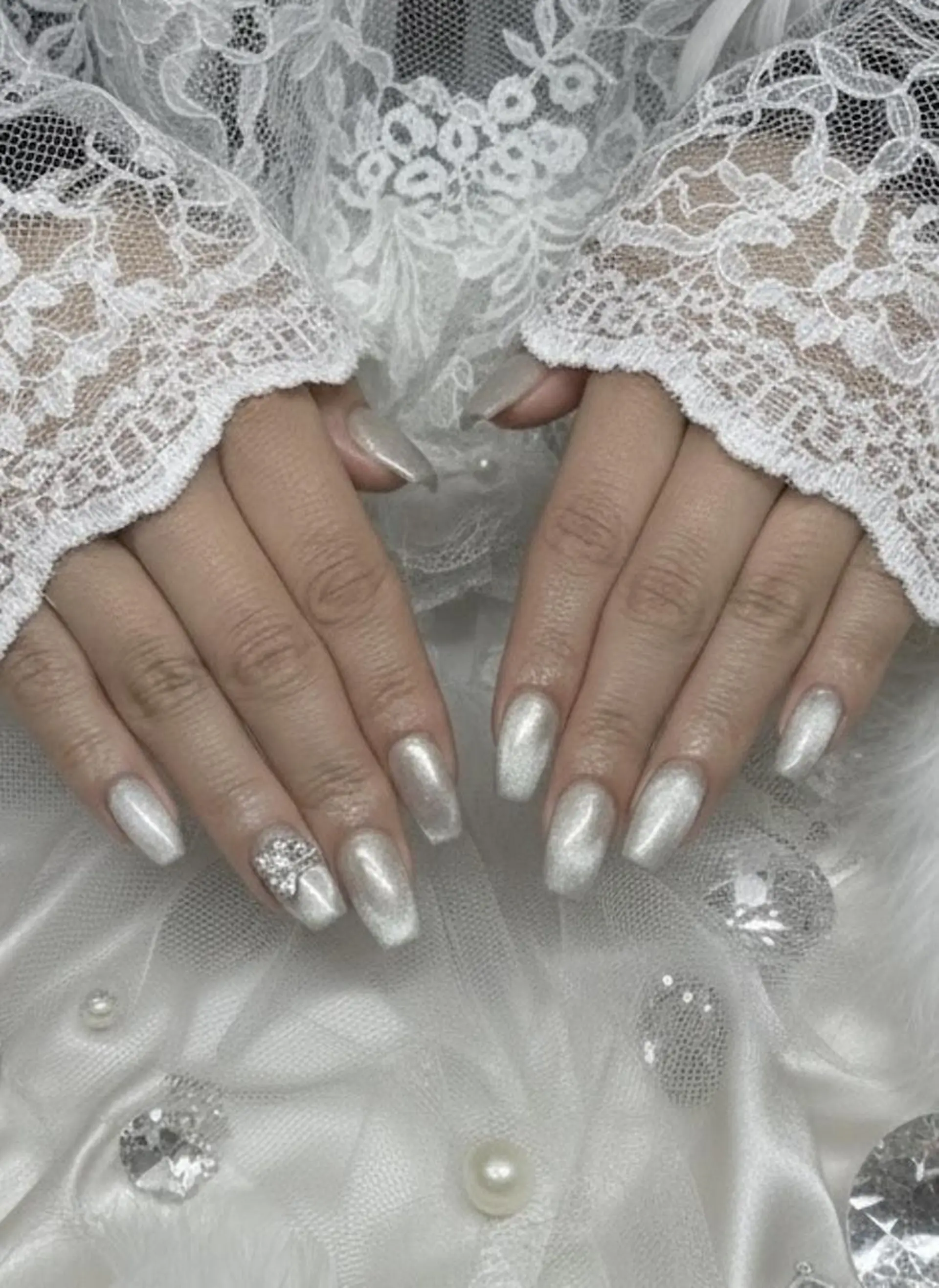 ネイル オーロラネイル 長さ出し 韓国ネイル ロングネイル マグネットネイル ハンドネイル 24時間営業 UNABOMBAのネイルデザイン