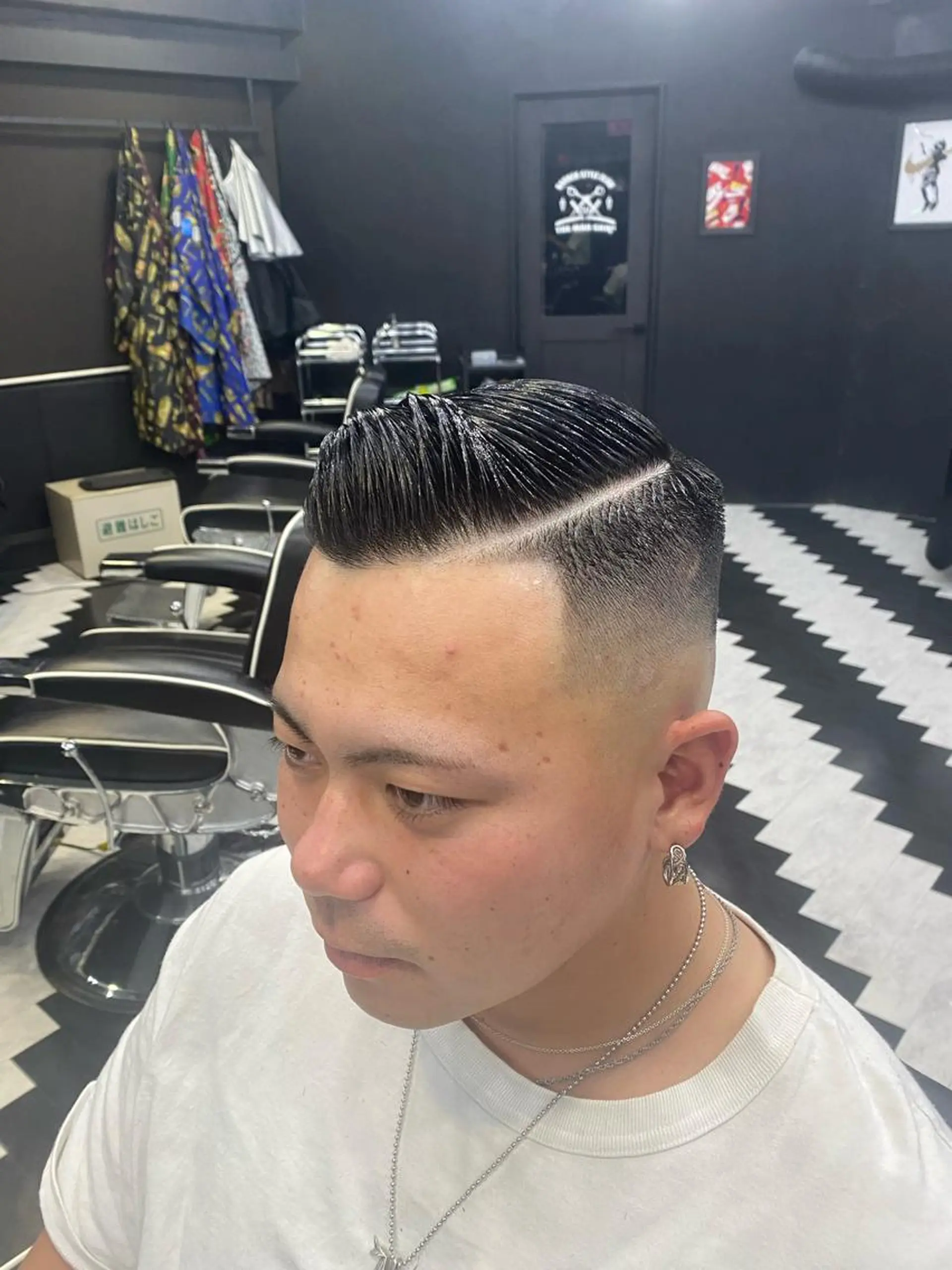 ショート メンズ 刈り上げ カット ヘアセット BARBER STYLE CLUB3所属・MERRA メラのヘアスタイル