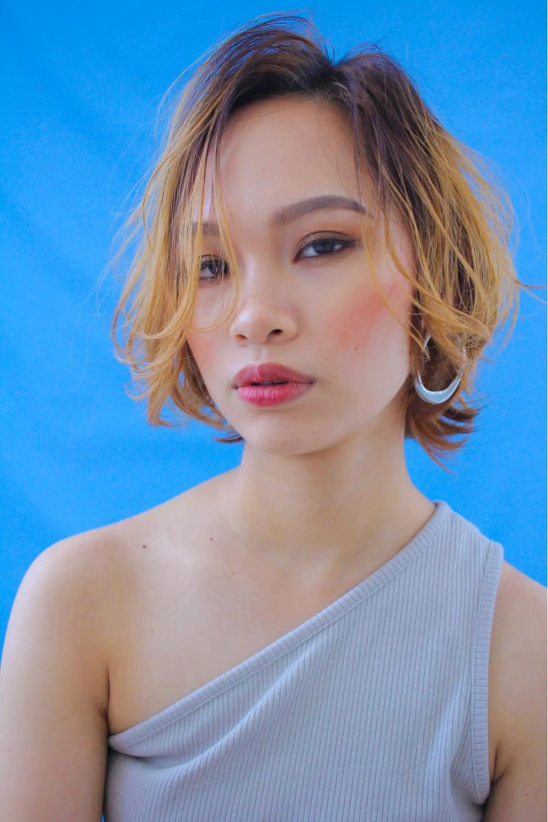 ミディアム カット ヘアカラー トリートメント ヘッドスパ 小田 莉加子のヘアスタイル