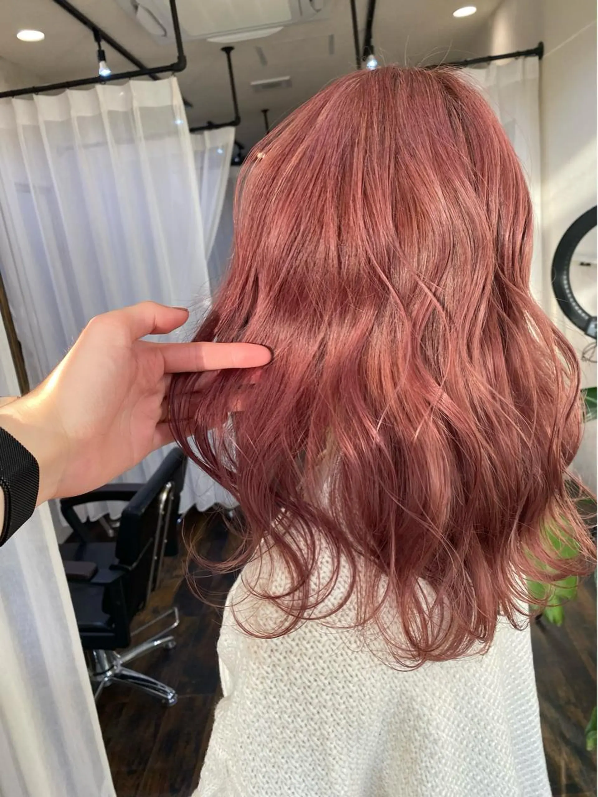 セミロング カラー Tsuyoki .のヘアスタイル