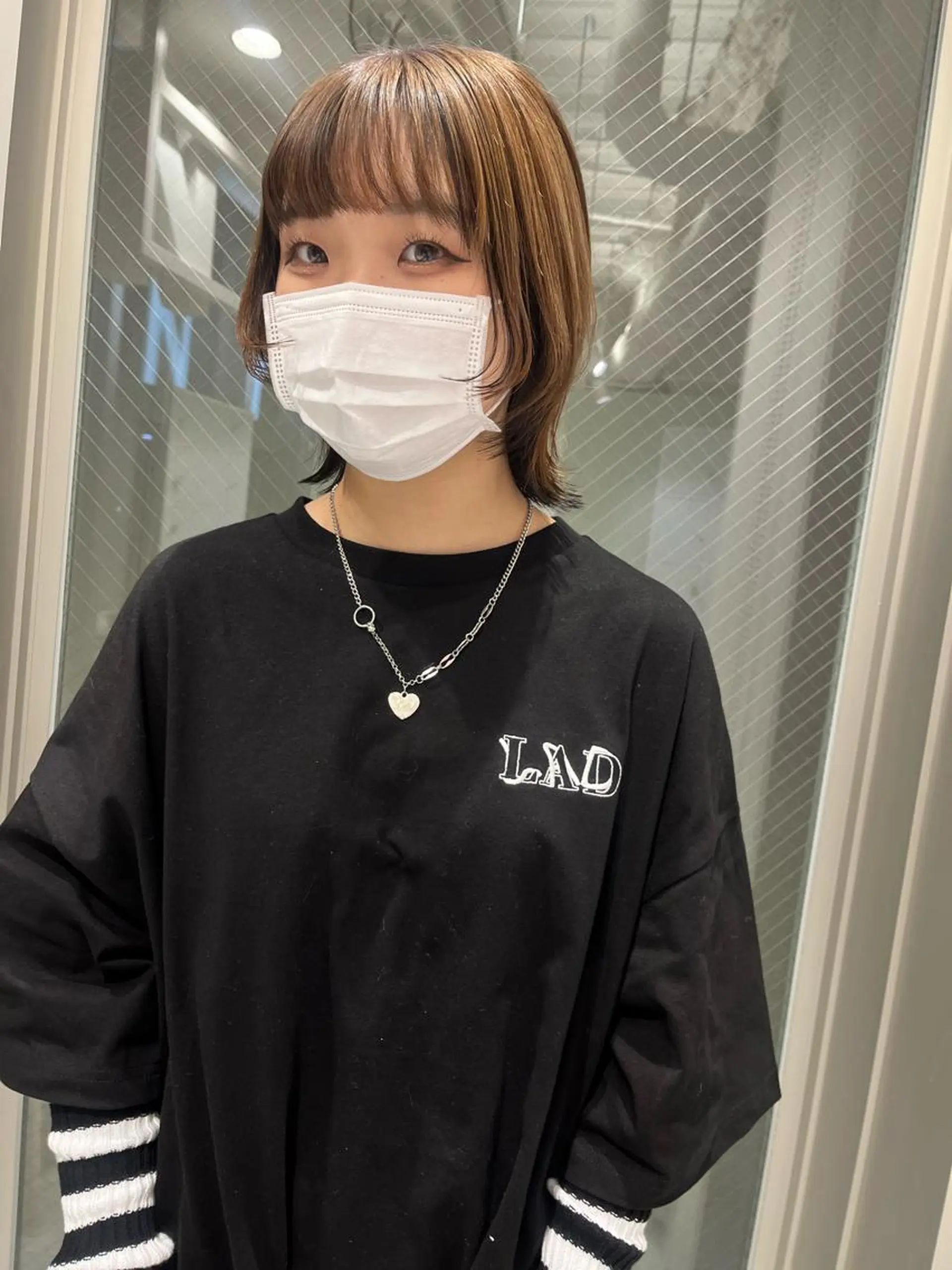 ショート ウルフカット ウルフカット／吉村 桃子のヘアスタイル