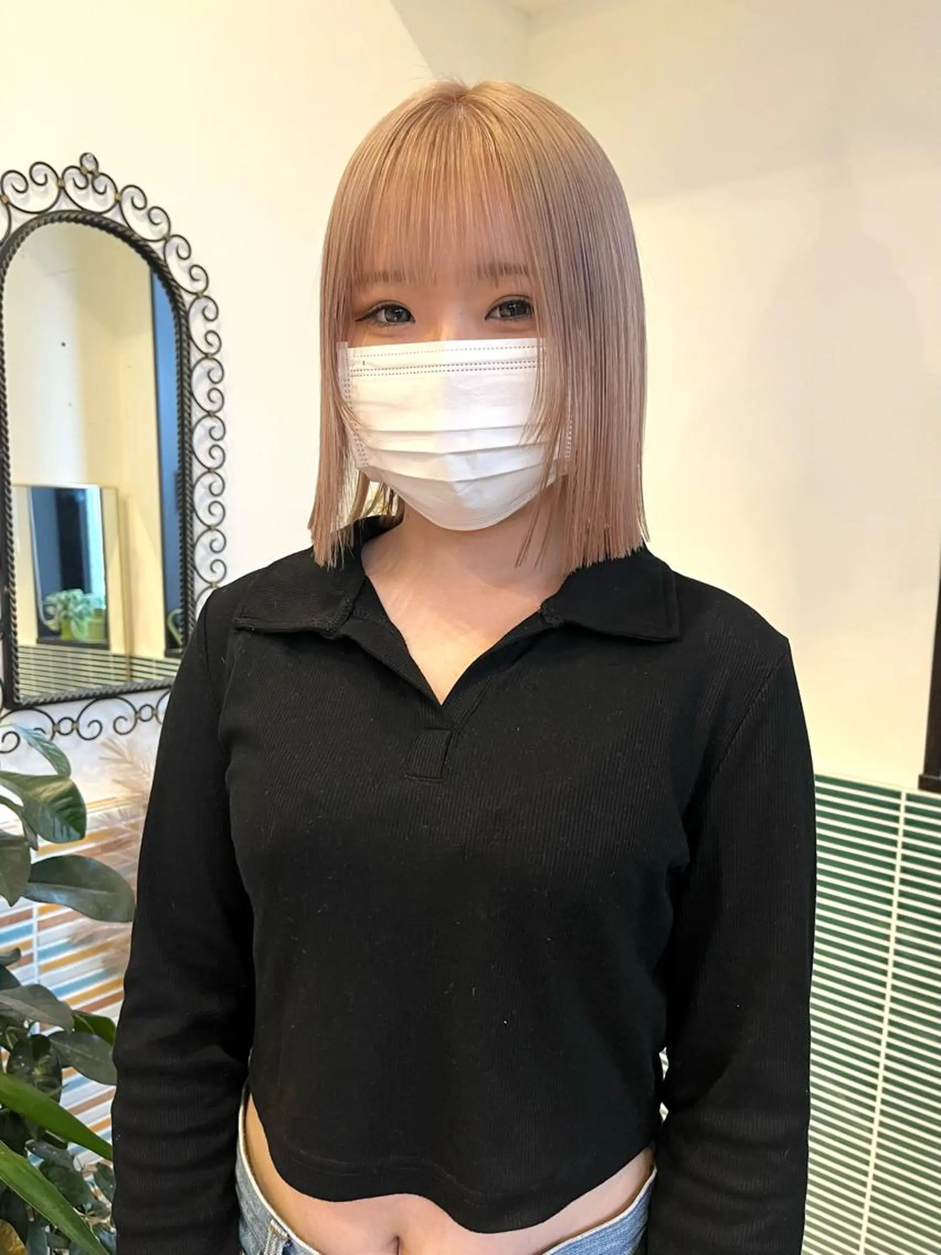 ミディアム カラー ベージュカラー ヘアカラー トリートメント 🩷ハイトーン透明感 レイヤー🩷ユリカのヘアスタイル