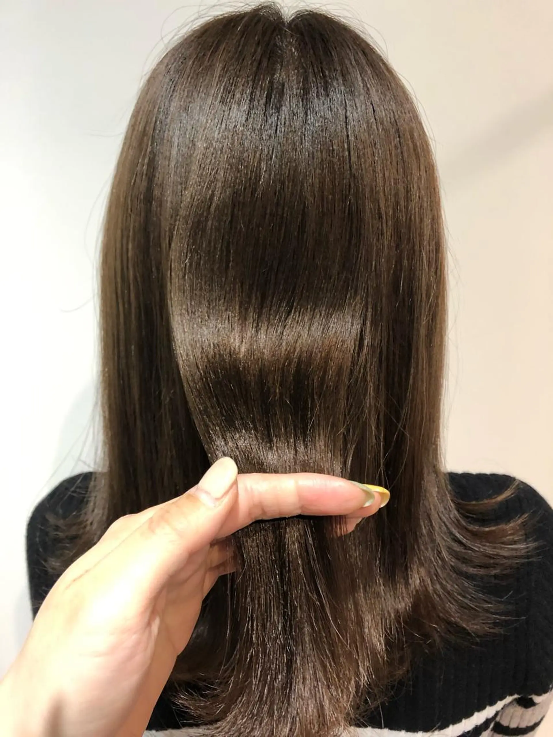 ミディアム カラー ヘアカラー トリートメント 青野 文香のヘアスタイル