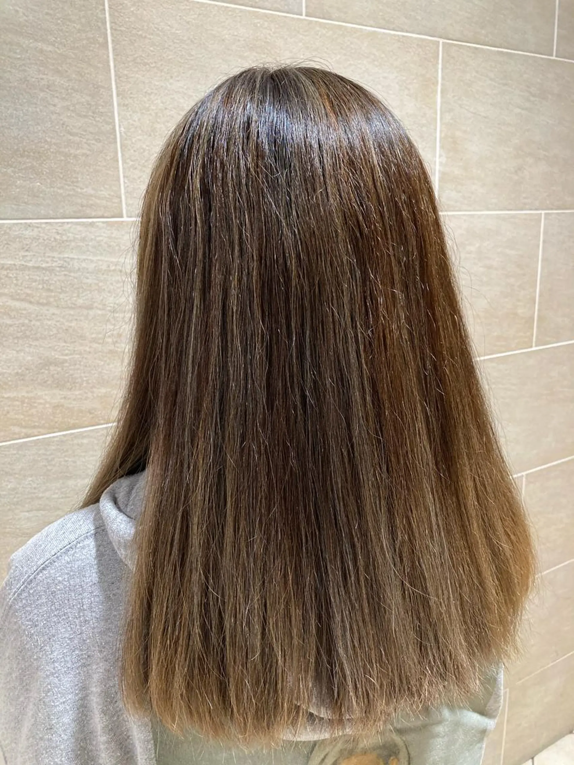 セミロング カラー アッシュ ハイライトカラー ハイライト 宮原 佳苗のヘアスタイル