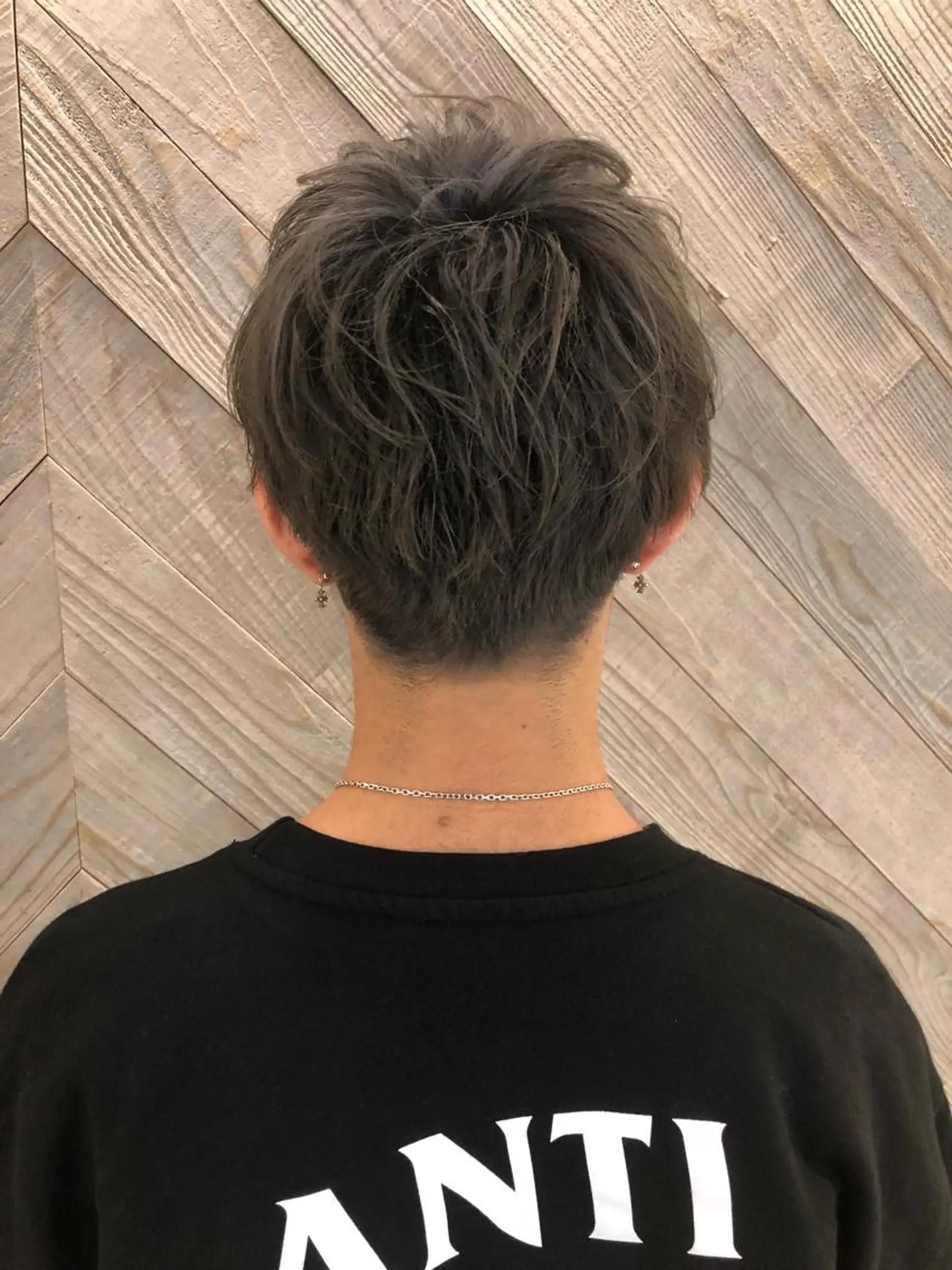 ショート カラー メンズ カット ヘアカラー トリートメント Lolonois池田 代表 鍜治本颯太のヘアスタイル