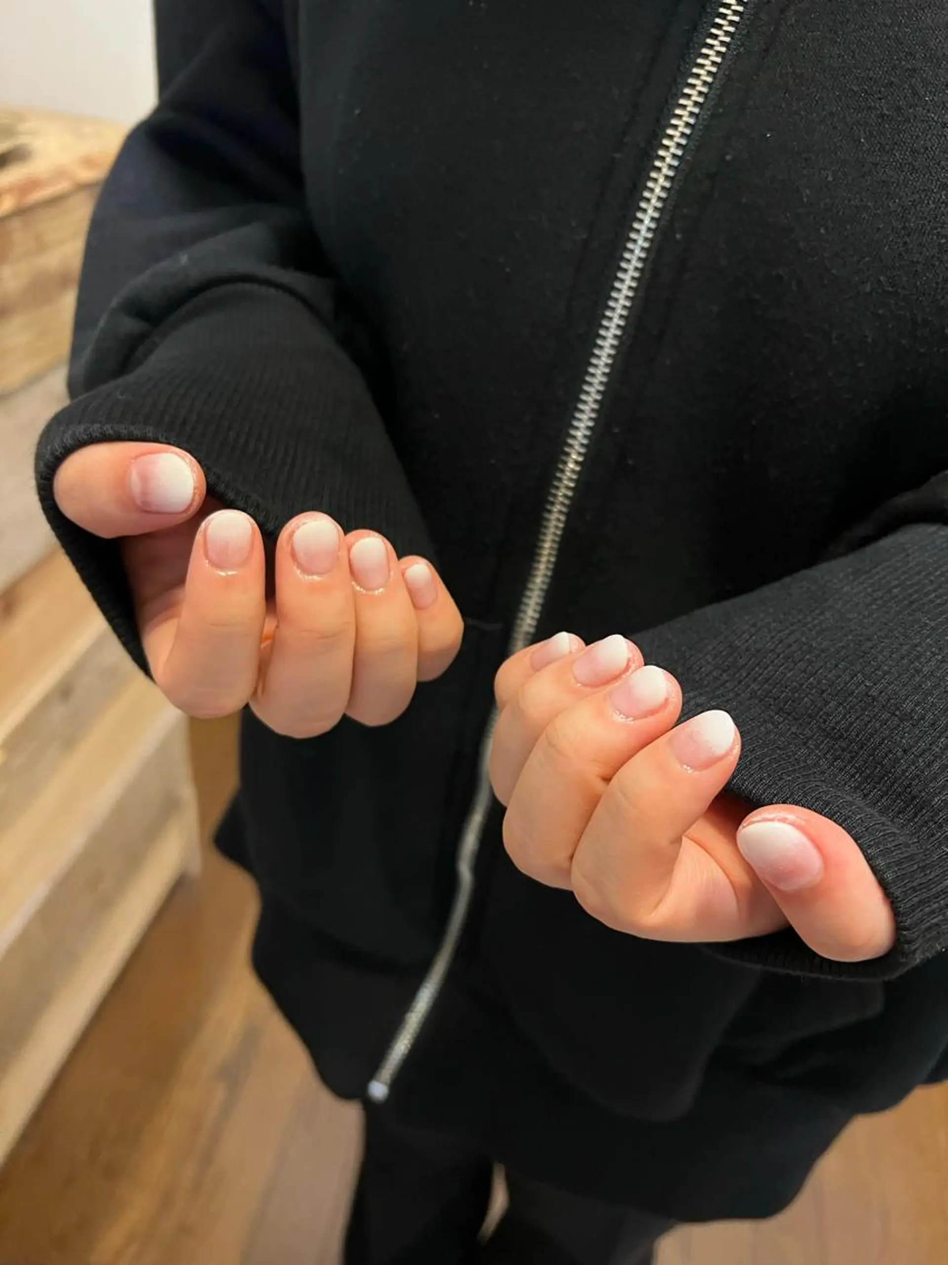 ネイル ハンドネイル フットネイル ハンドケア Nes.Nail所属・Miyagi Asamiのネイルデザイン