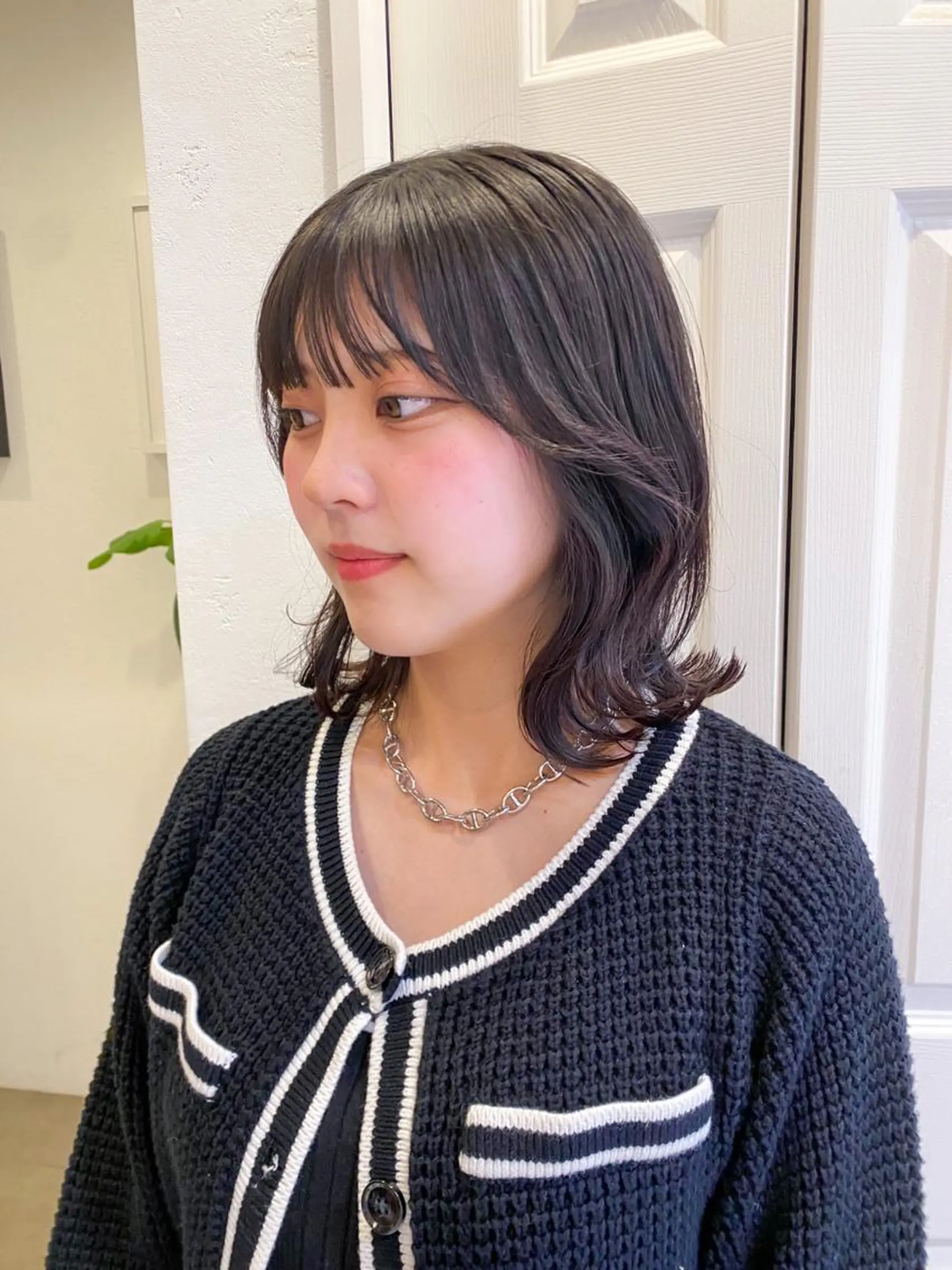 ミディアム カット トリートメント レイヤーカット/艶カ ラー/chihiroのヘアスタイル