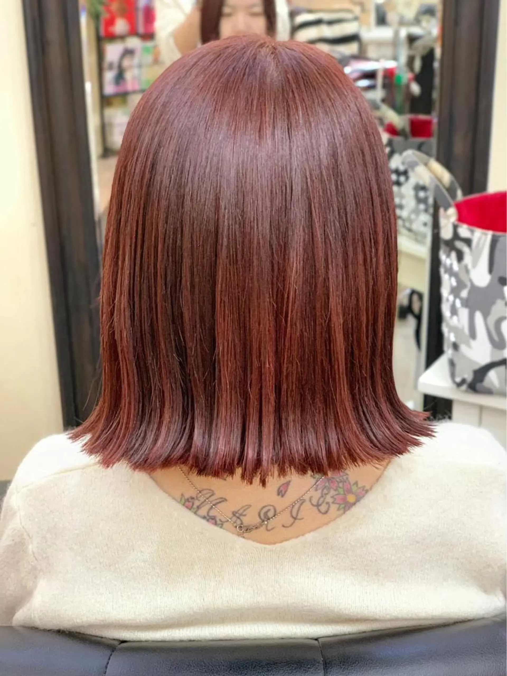 ショート シールエクステ ボブ エクステ ハイライト 髪質改善 戸川 紗良のヘアスタイル