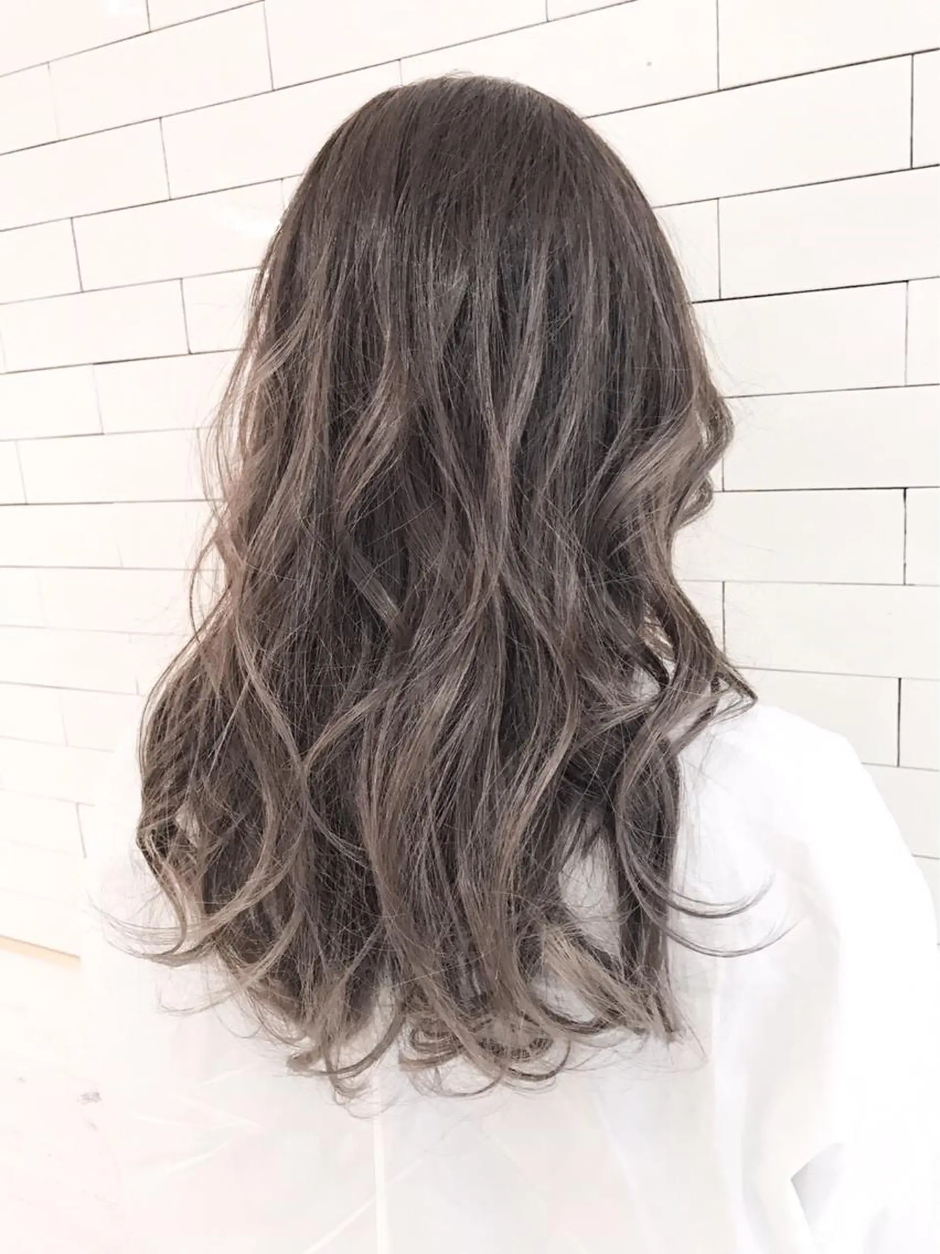 セミロング カラー ヘアカラー 土谷 敦郎のヘアスタイル