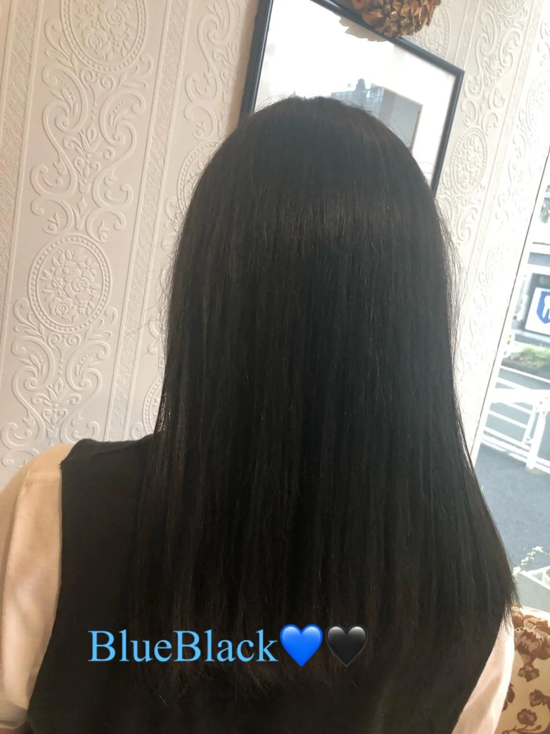 セミロング カラー 🍀富久 永梨🧸のヘアスタイル