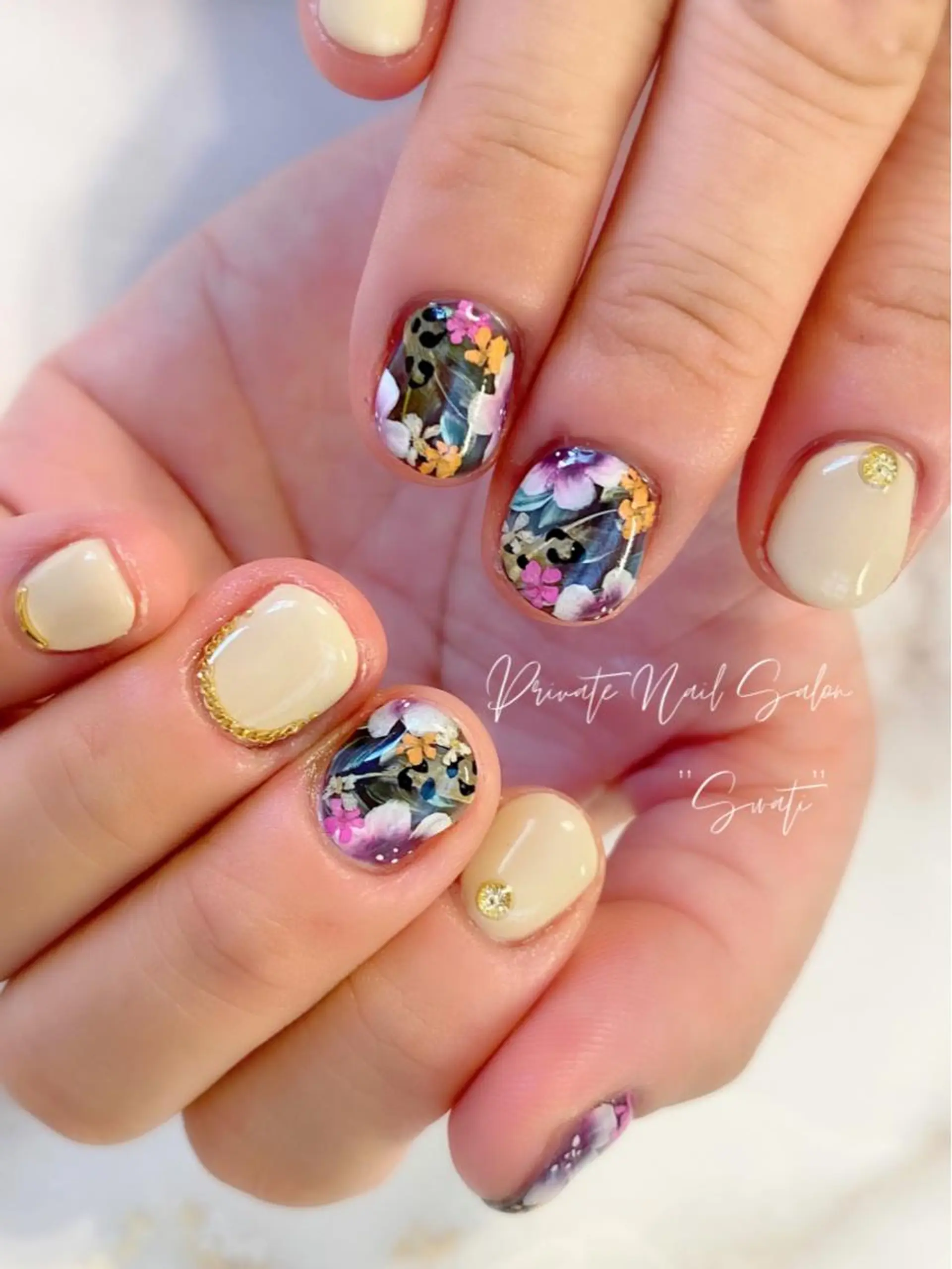 ネイル アートネイル オフィスネイル 夏ネイル yuko （ネイリスト）のネイルデザイン