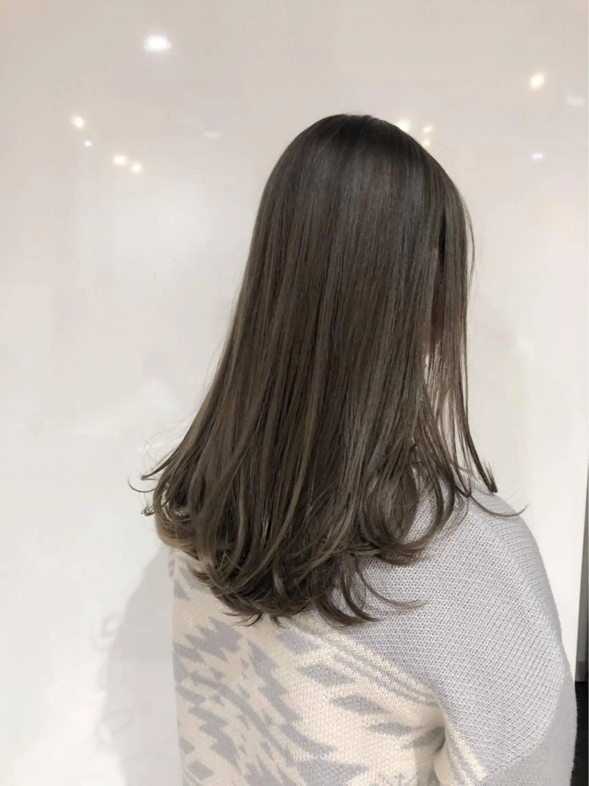 セミロング カット ヘアカラー 縮毛矯正 トリートメント ✨韓国風カット/艶髪 カラー✨yumeのヘアスタイル