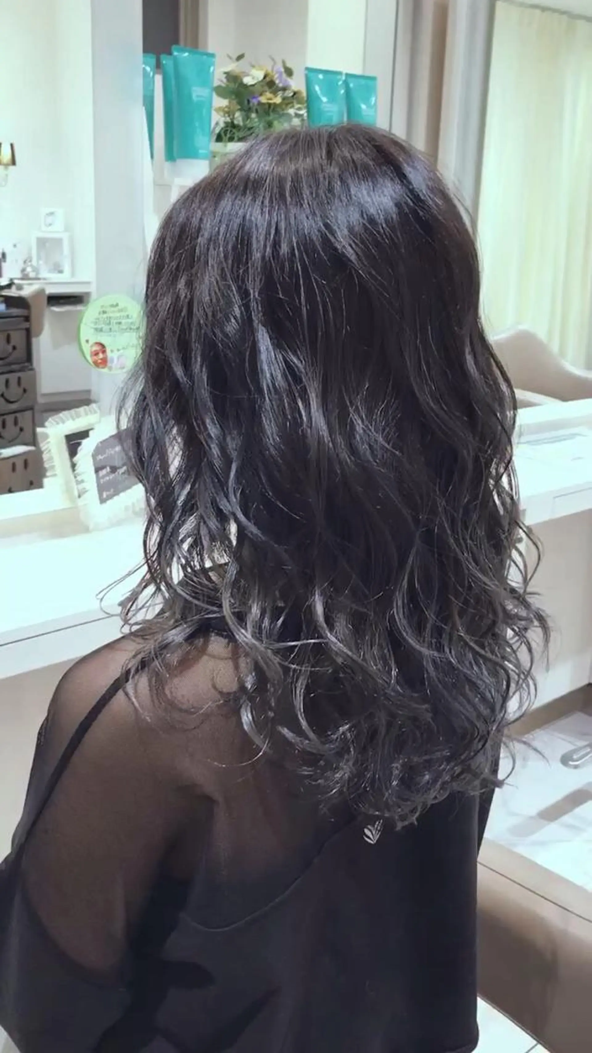 ミディアム カラー アッシュ ベージュカラー ブリーチ ケアブリーチ グラデーションカラー 山崎俊輔/髪質改善 /バレイヤージュのヘアスタイル