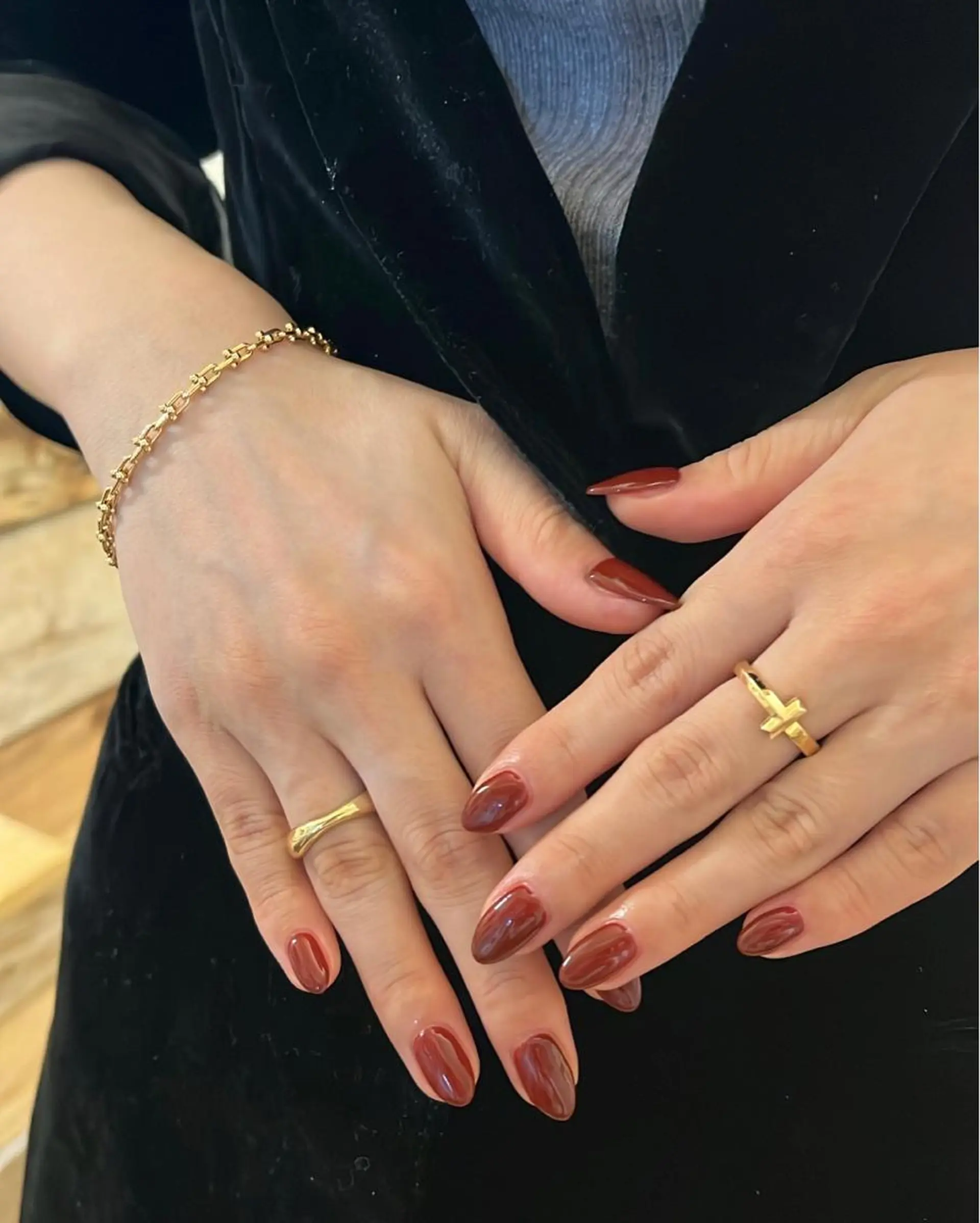 ネイル ハンドネイル フットネイル ハンドケア Nes.Nail所属・Miyagi Asamiのネイルデザイン