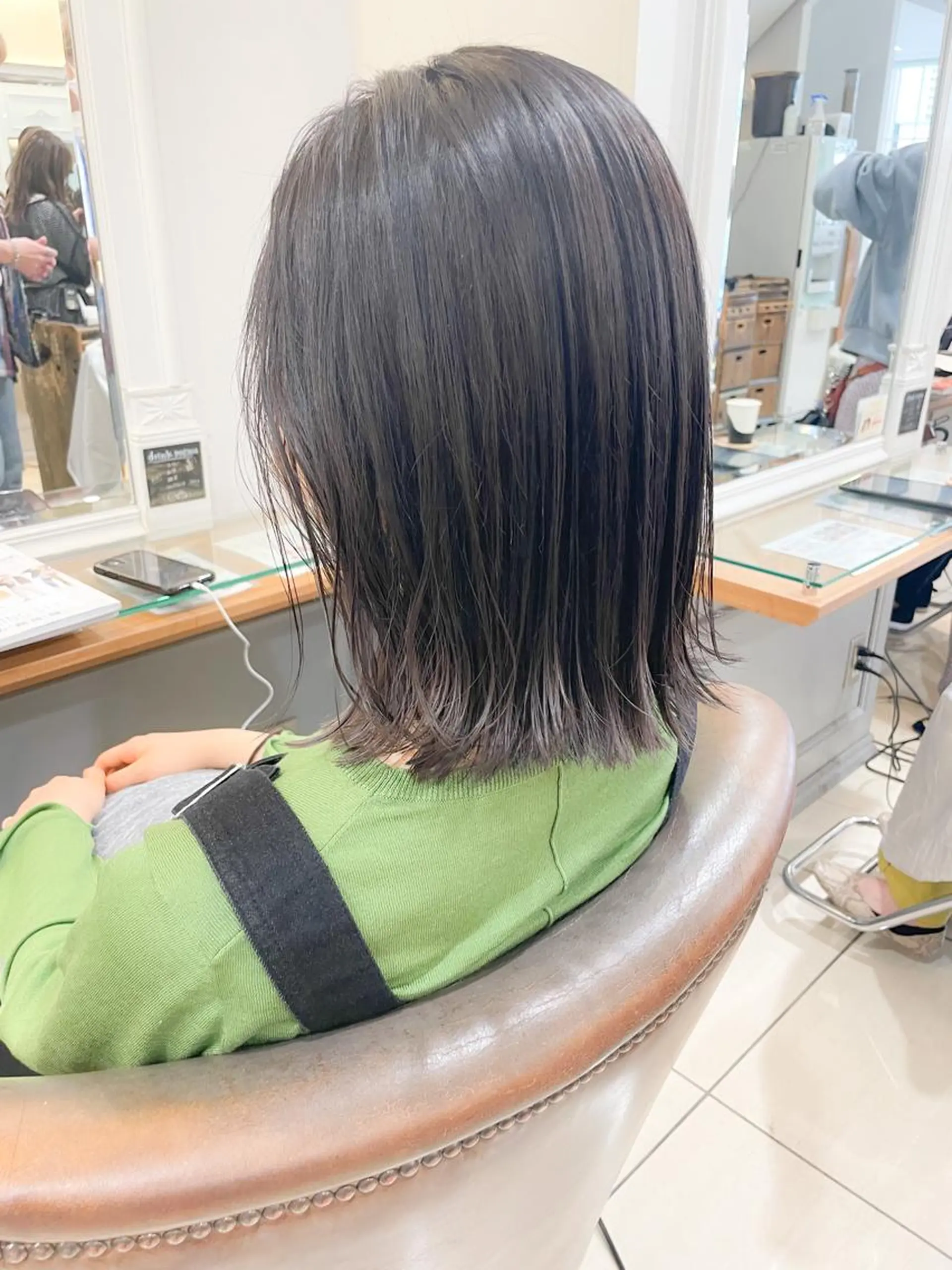 ミディアム カラー 切りっぱなしボブ ボブ 外ハネヘア カット ヘアカラー ✨カラー支持No.1 🧸ワキ カナコ🧸のヘアスタイル
