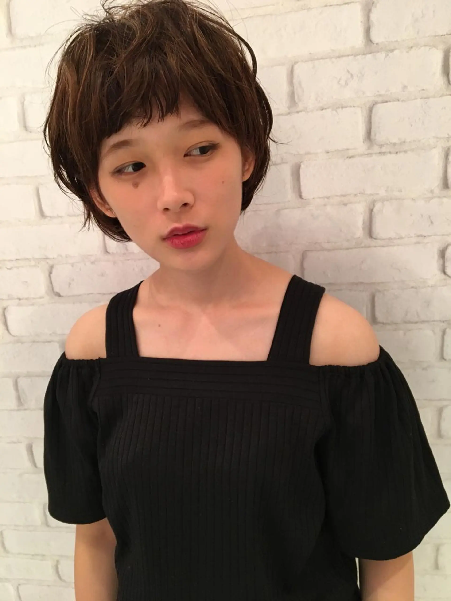 ショート カラー THE DAY所属・AKI HASHIMOTOのヘアスタイル