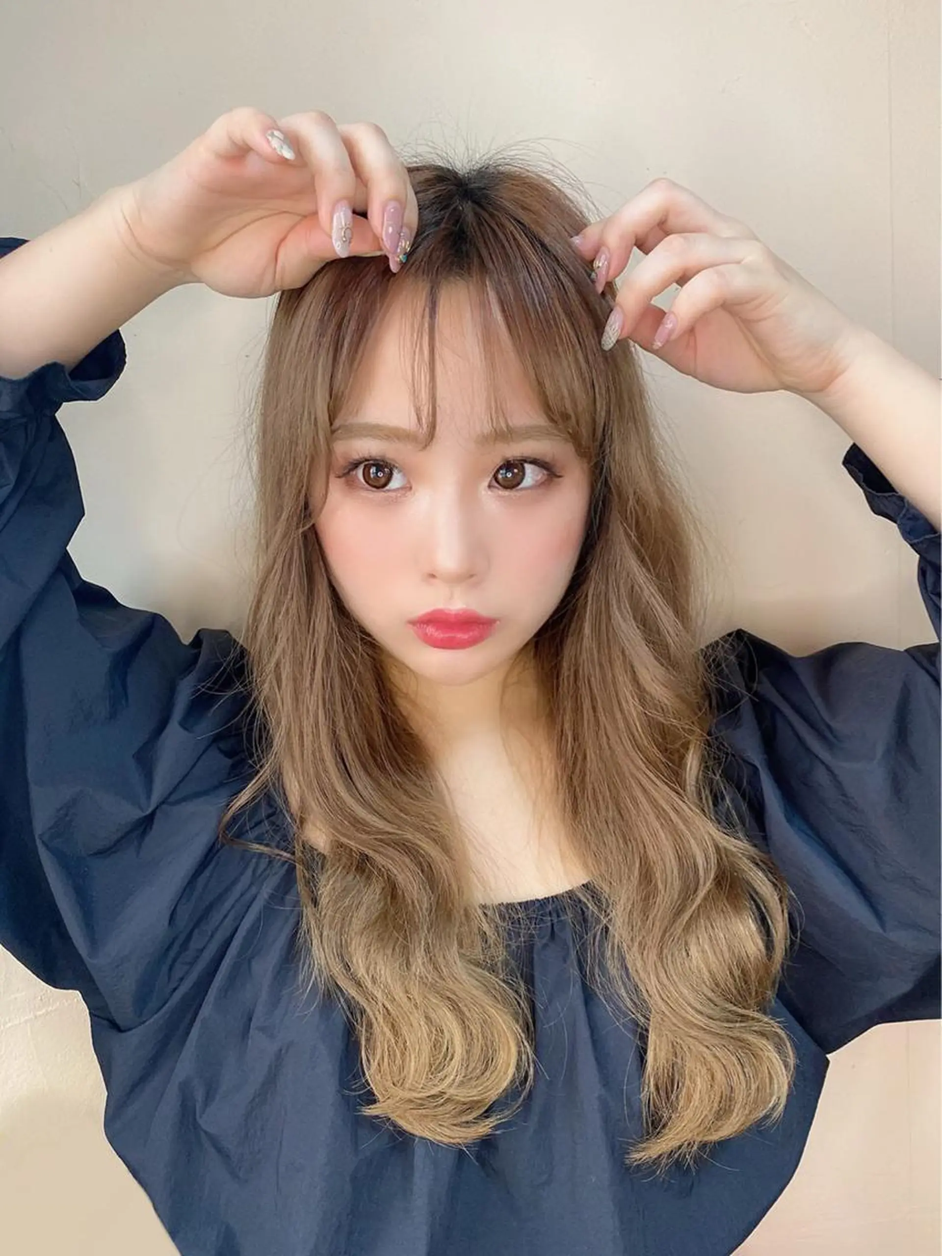 ロング カラー ベージュカラー ブリーチ ミルクティーベージュ ヘアカラー トリートメント RAIA💎ケア ブリーチ＆パーマ💎のヘアスタイル