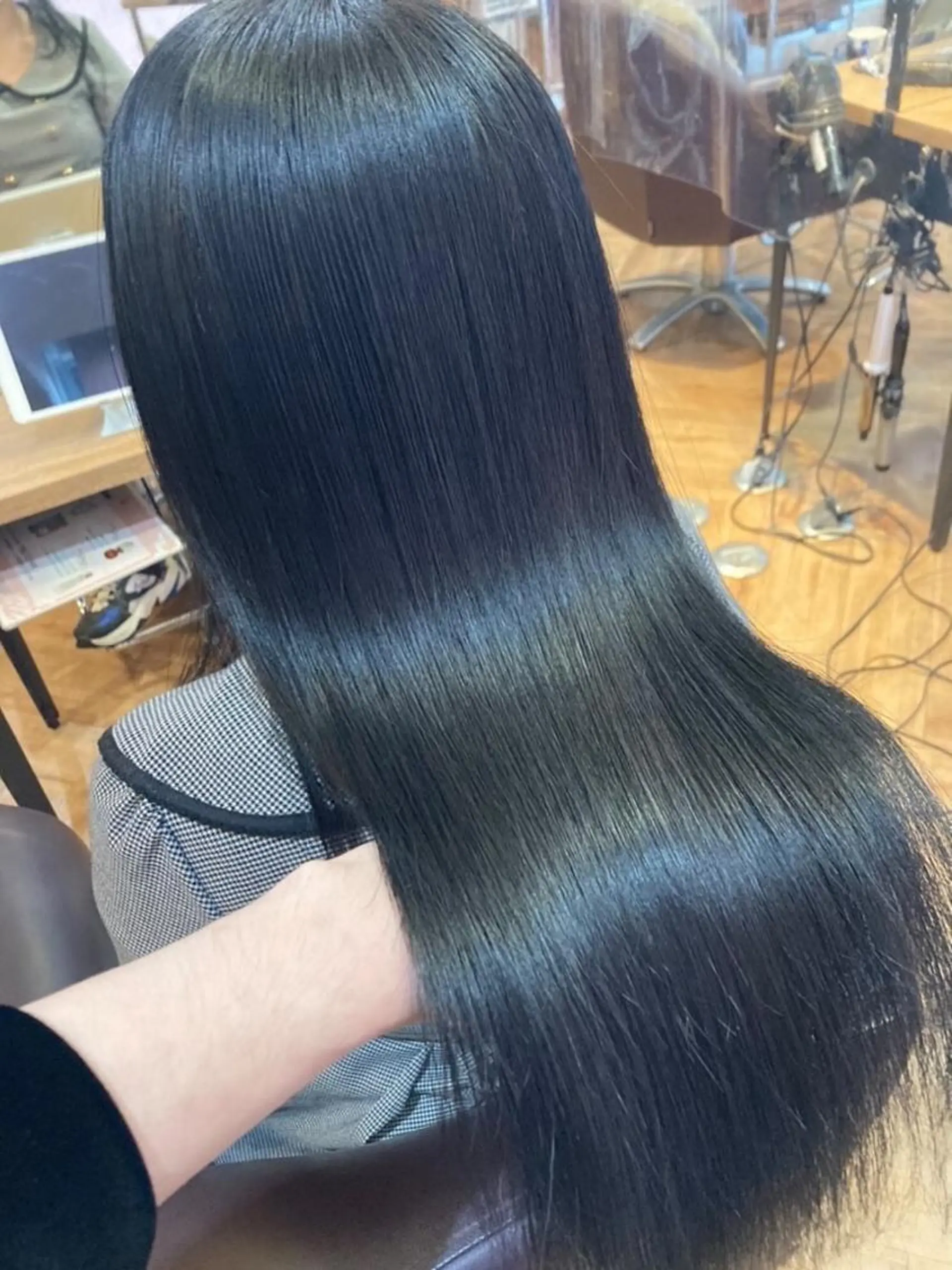 ロング 髪質改善 トリートメント トリートメント 韓国🇰🇷レイヤー 映える顔周り🩷のヘアスタイル