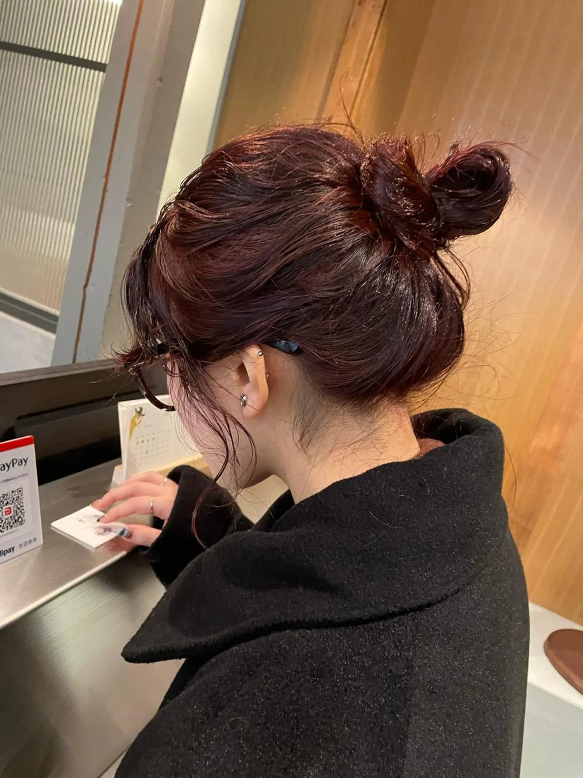 カラー soi 小島陽香のヘアスタイル