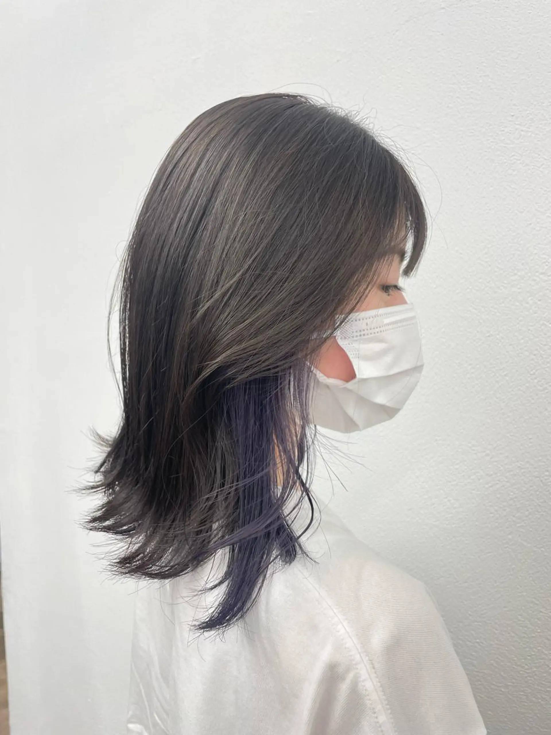 ミディアム カラー インナーカラー ハイトーンカラー🩵 指名多数💗横山聖奈のヘアスタイル