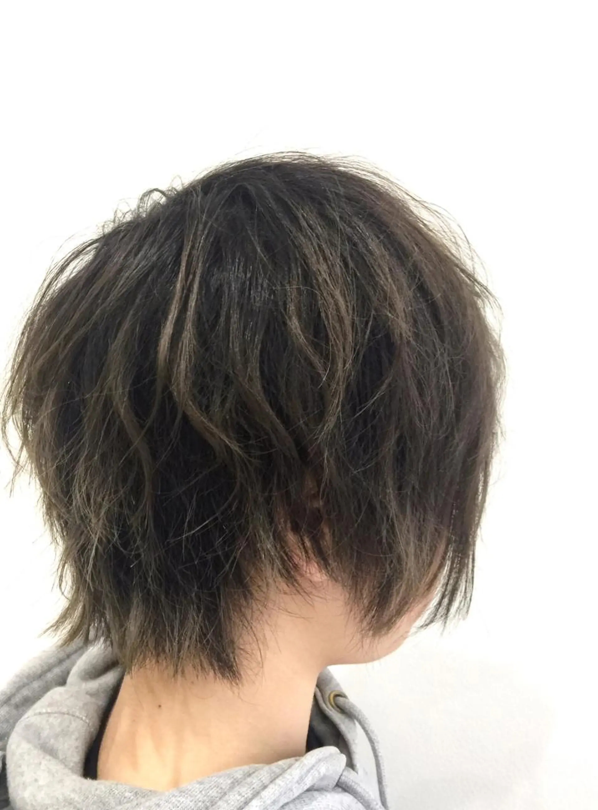 ショート パーマ WHITE所属・WHITE 田中智之のヘアスタイル
