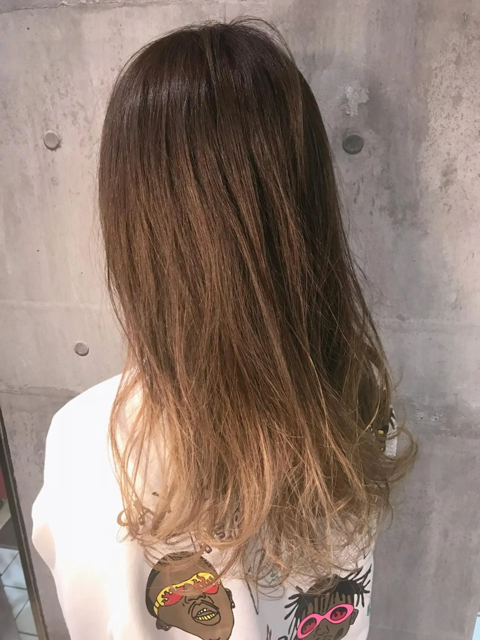 セミロング カラー アッシュ ベージュカラー 透明感カラー 髪質改善ｶﾗｰ ｹｱﾌﾞﾘｰﾁ/ﾀﾑのヘアスタイル